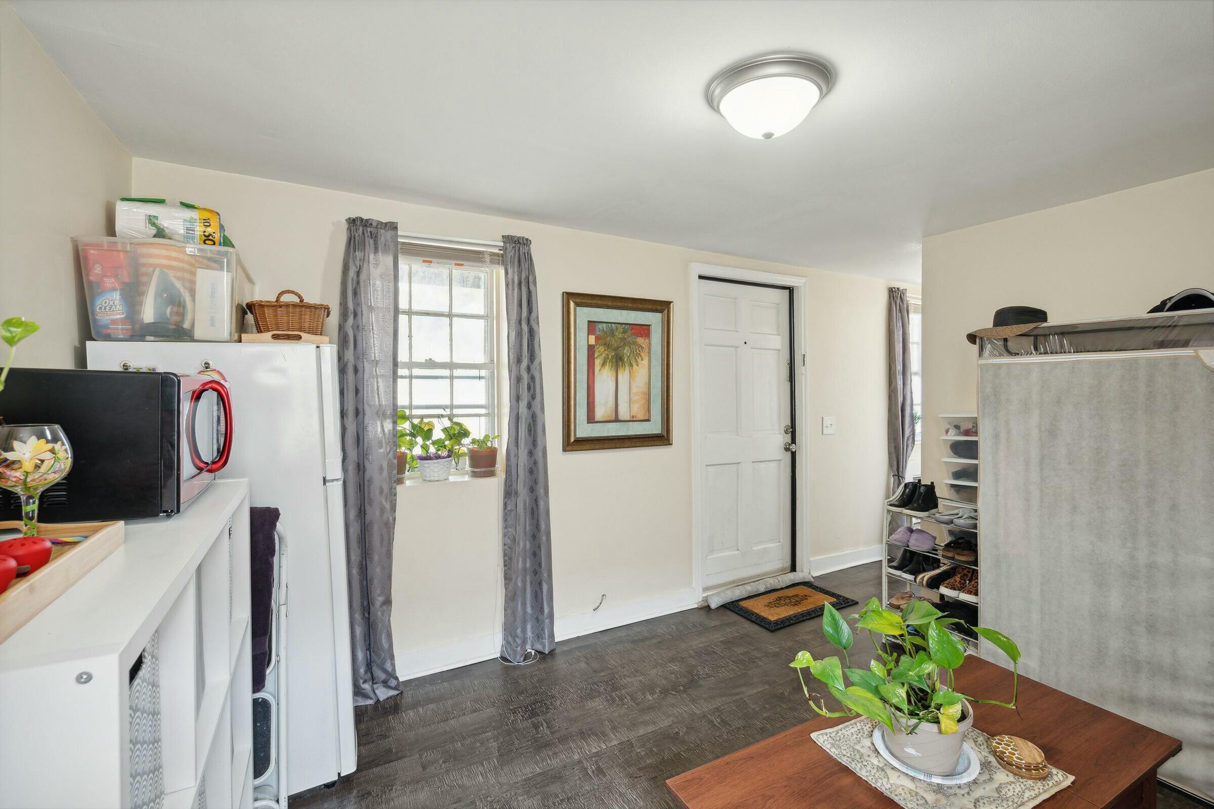 68 Amherst Street # D Unit: A, B, C, D, E