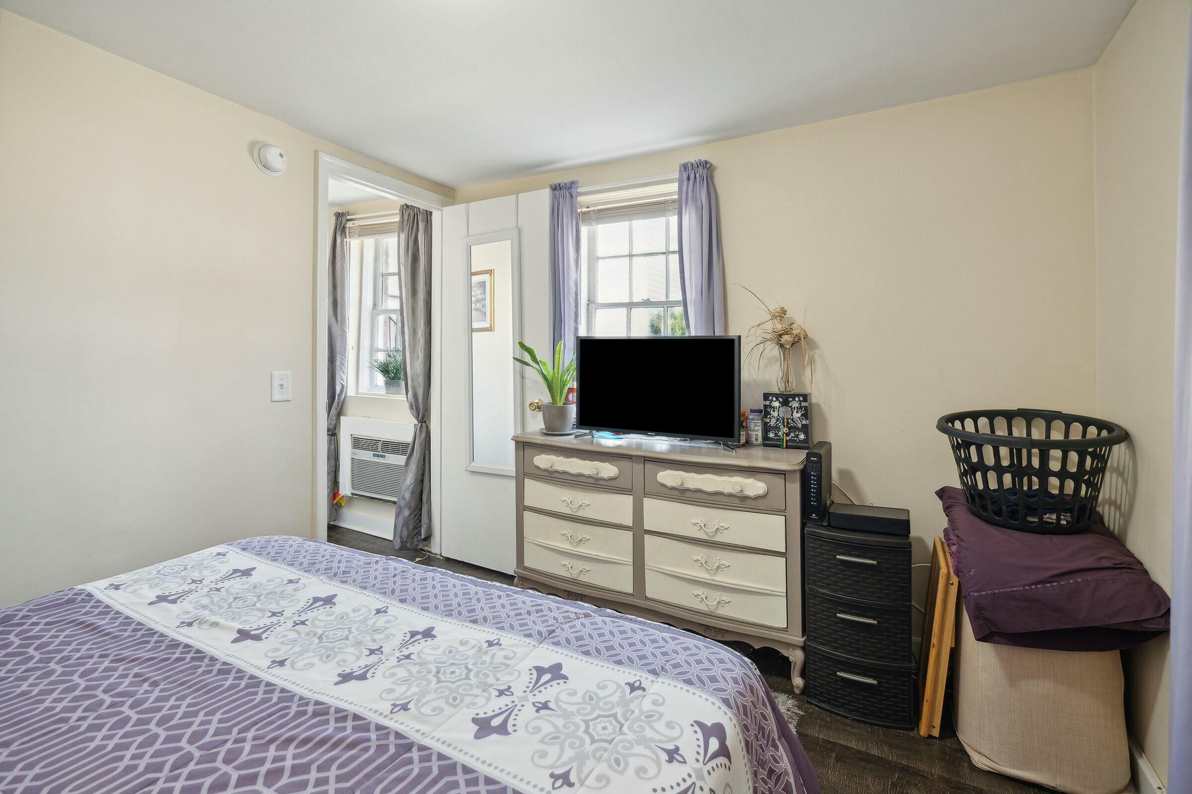 68 Amherst Street # D Unit: A, B, C, D, E