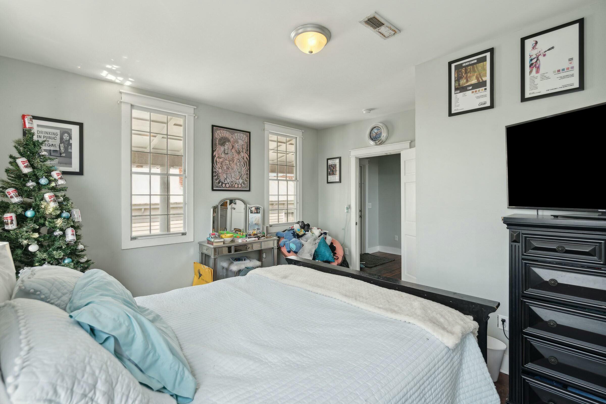 68 Amherst Street # D Unit: A, B, C, D, E