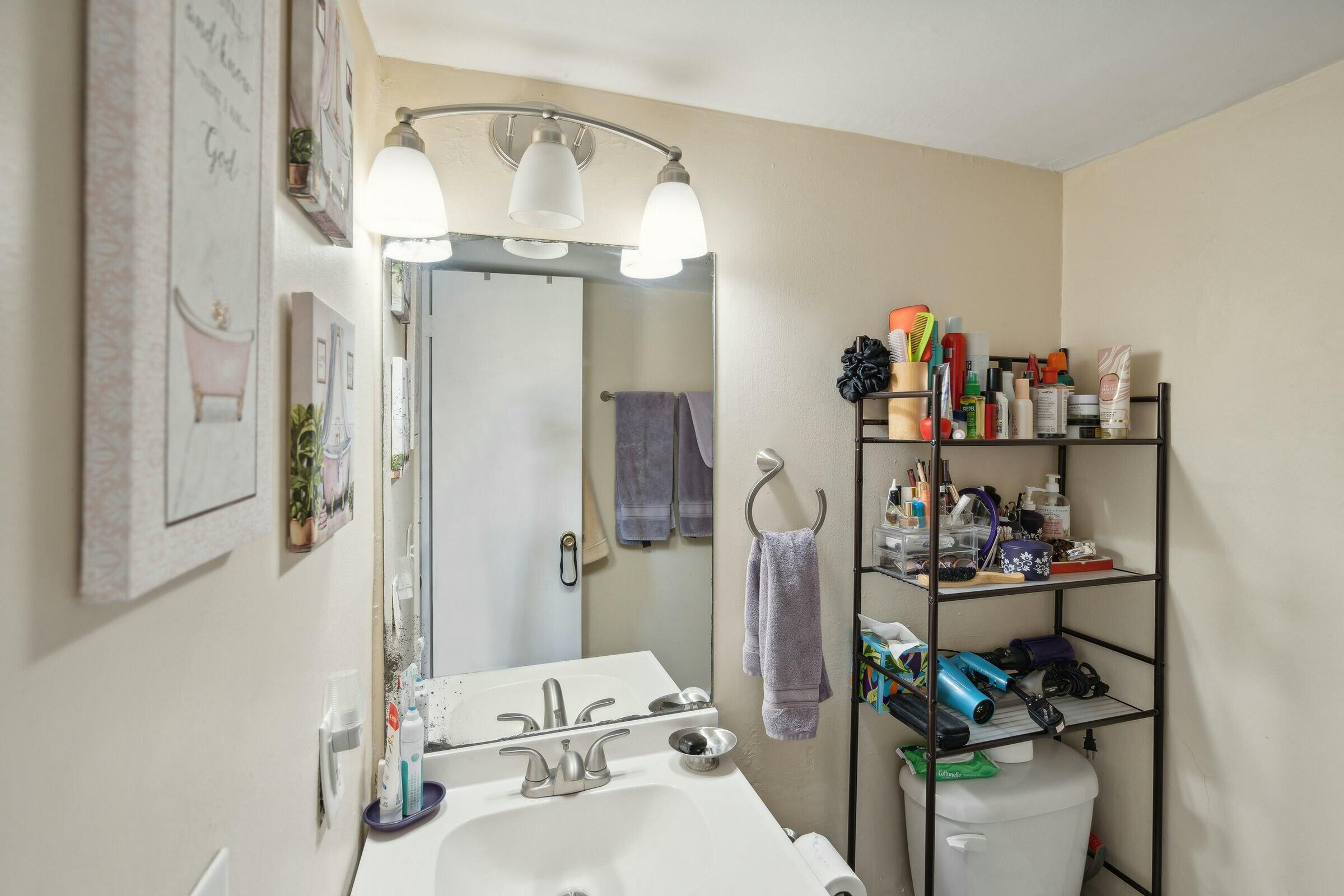 68 Amherst Street # D Unit: A, B, C, D, E