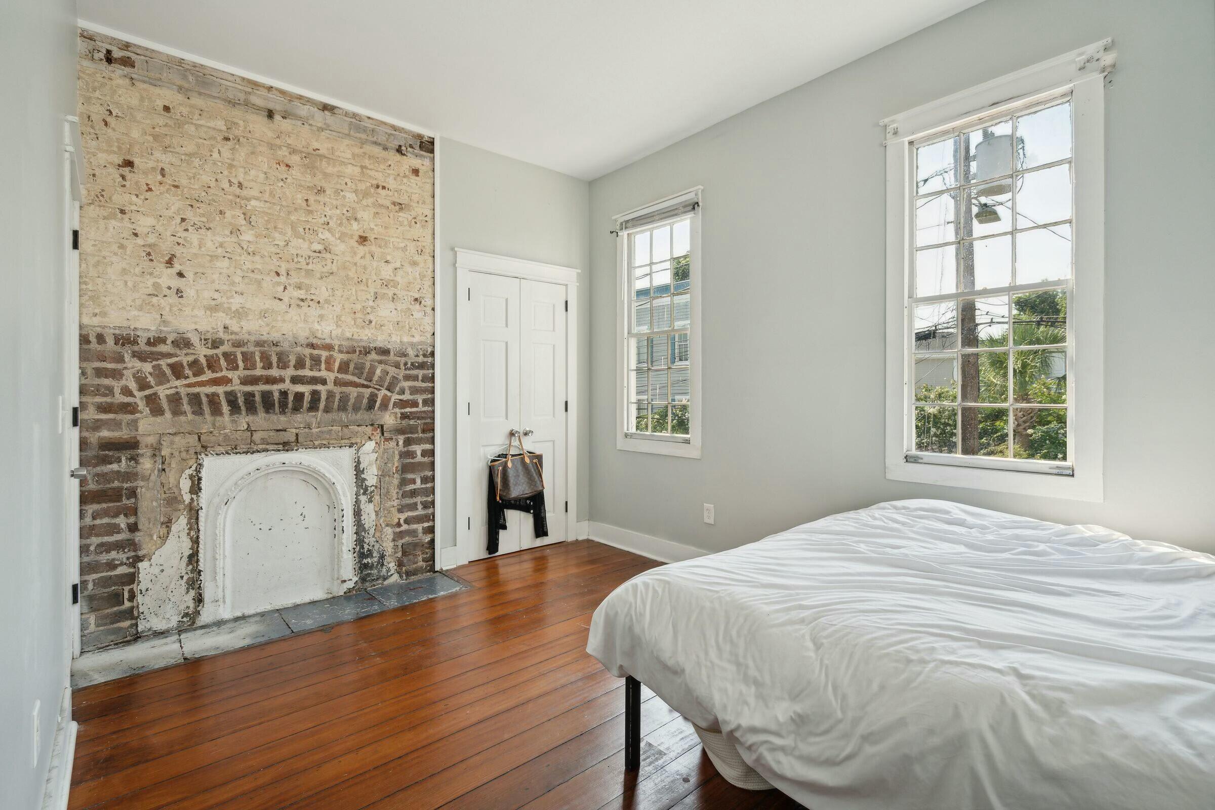 68 Amherst Street # D Unit: A, B, C, D, E