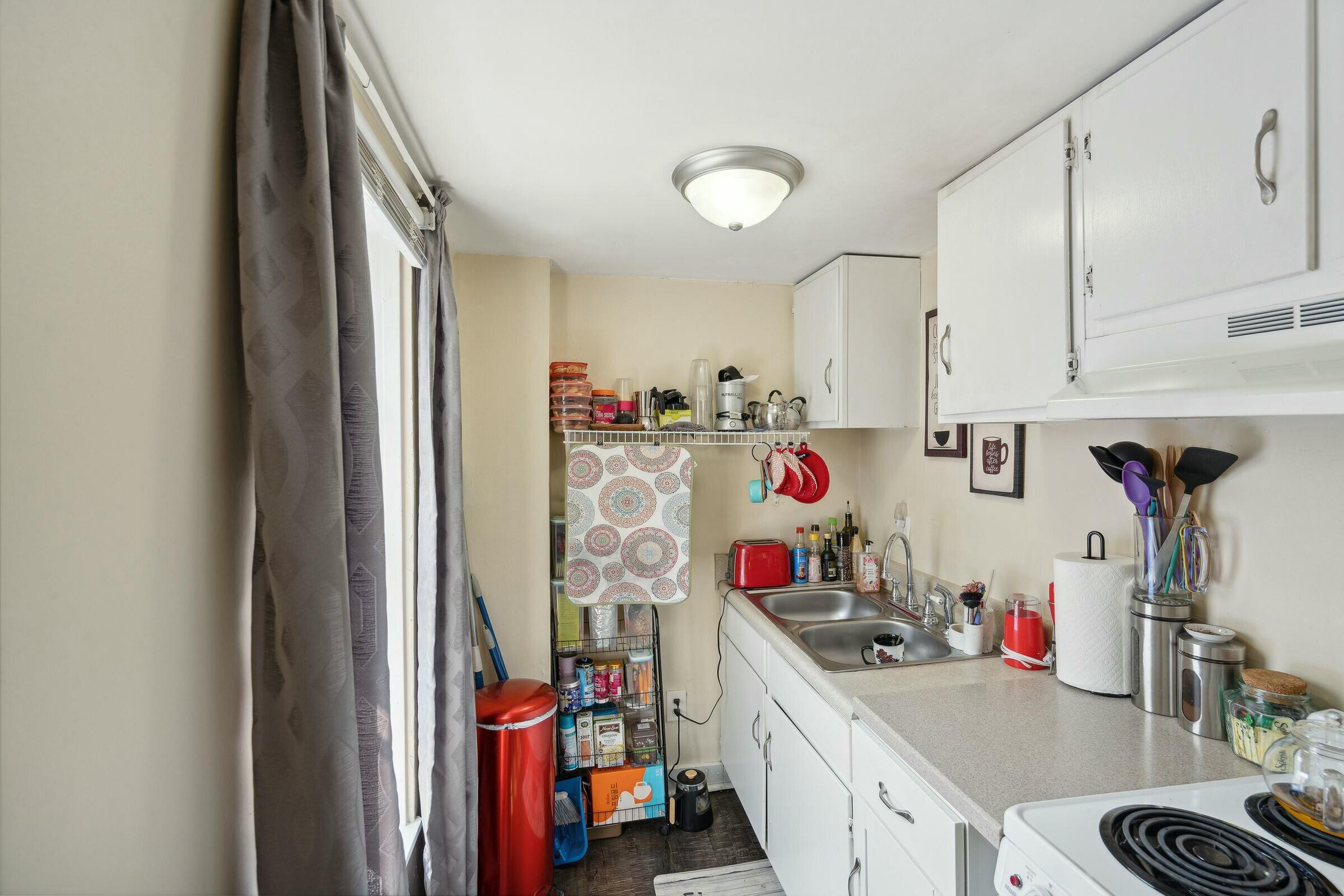 68 Amherst Street # D Unit: A, B, C, D, E