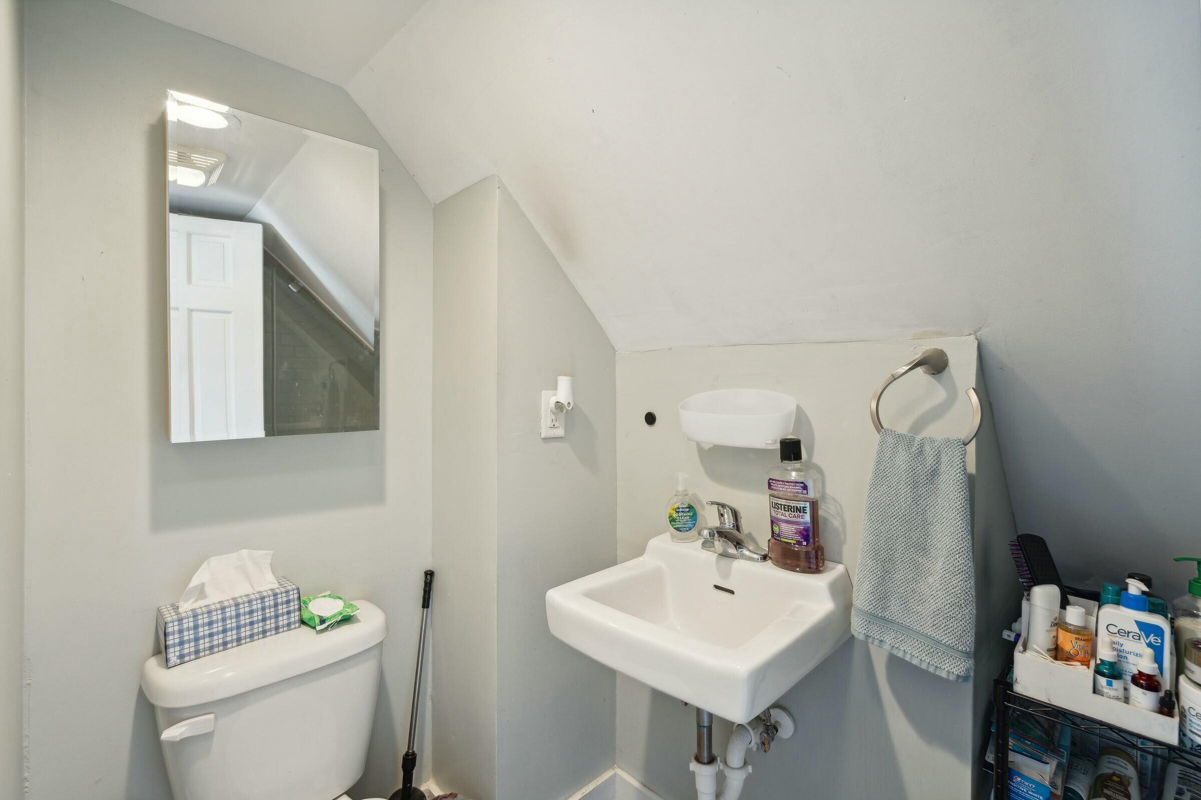 68 Amherst Street # D Unit: A, B, C, D, E