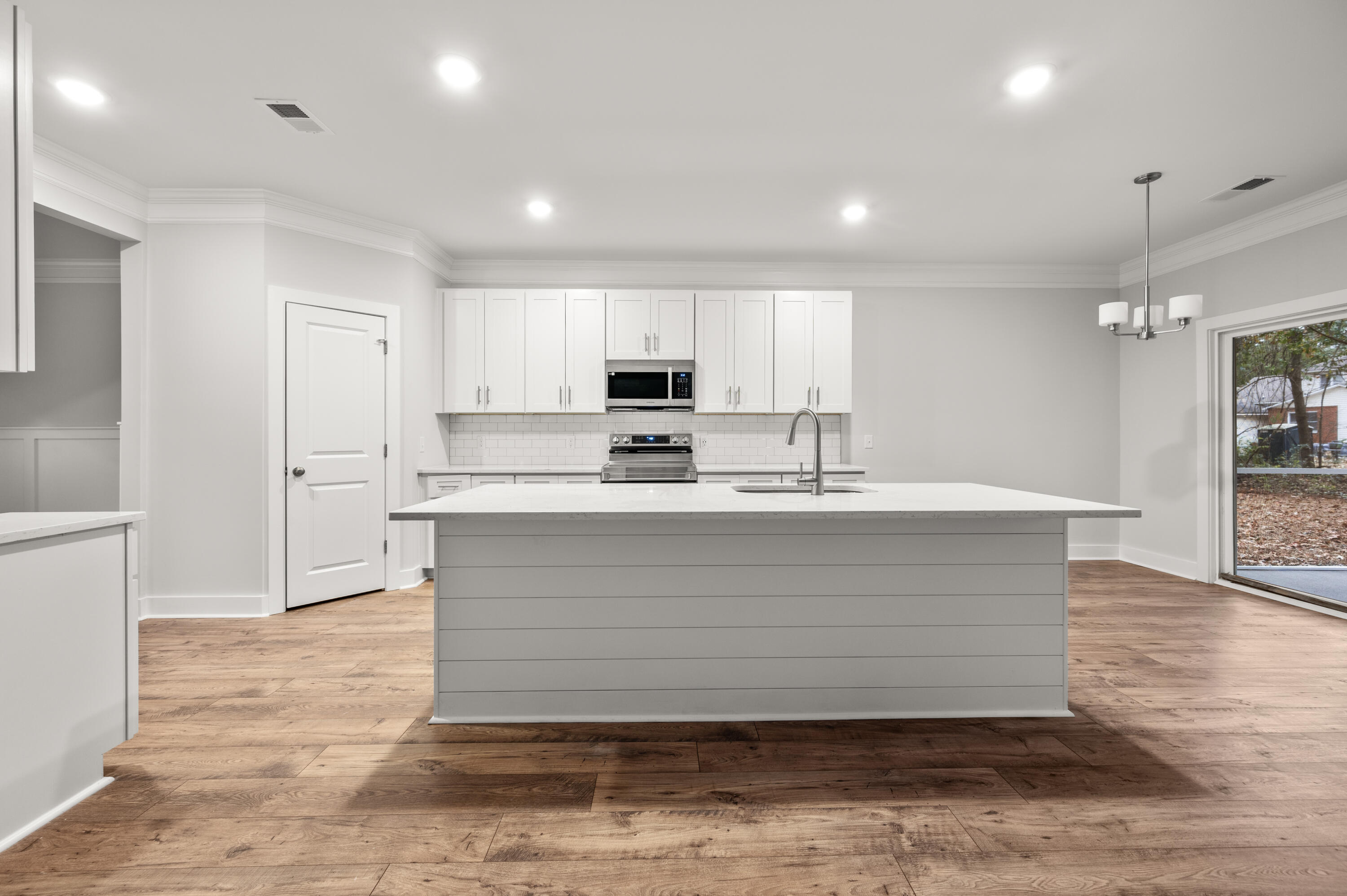 929 Long Point Road