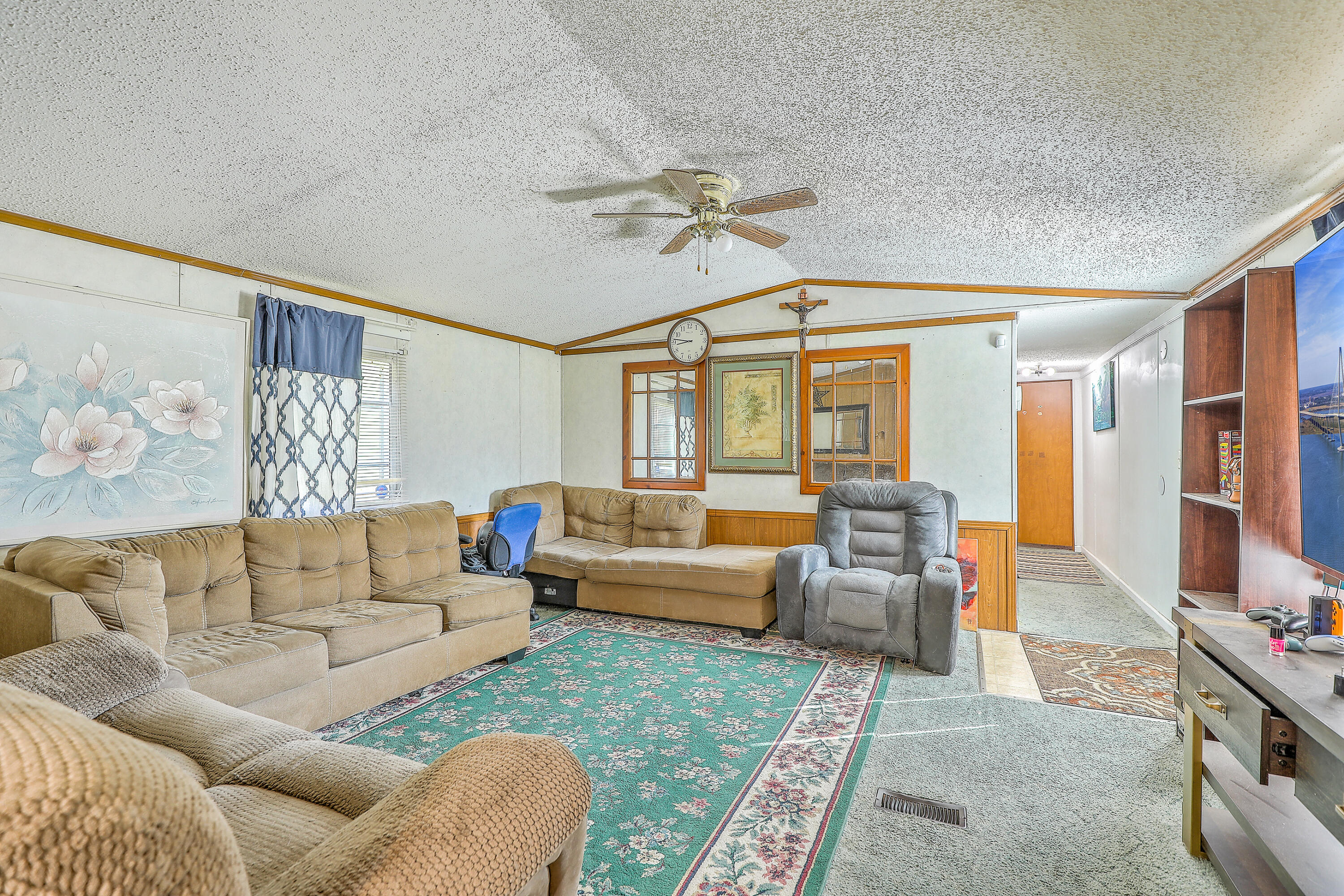 118 Rooster Lane
