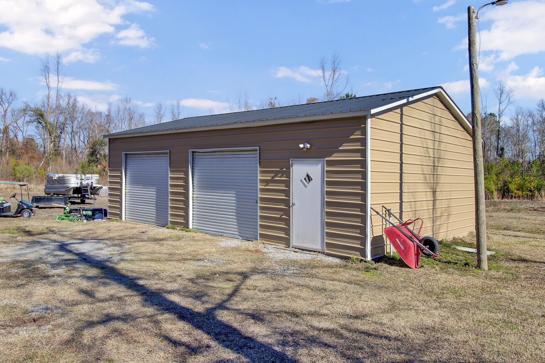320 Harry Lane
