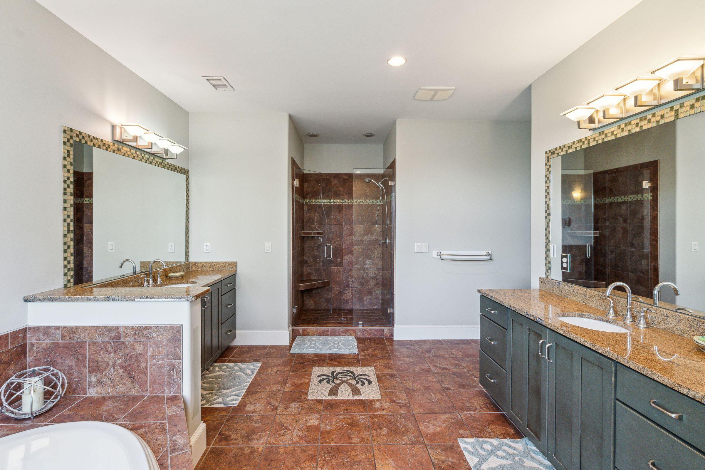 1681 E Ashley Avenue # B Unit: A & B