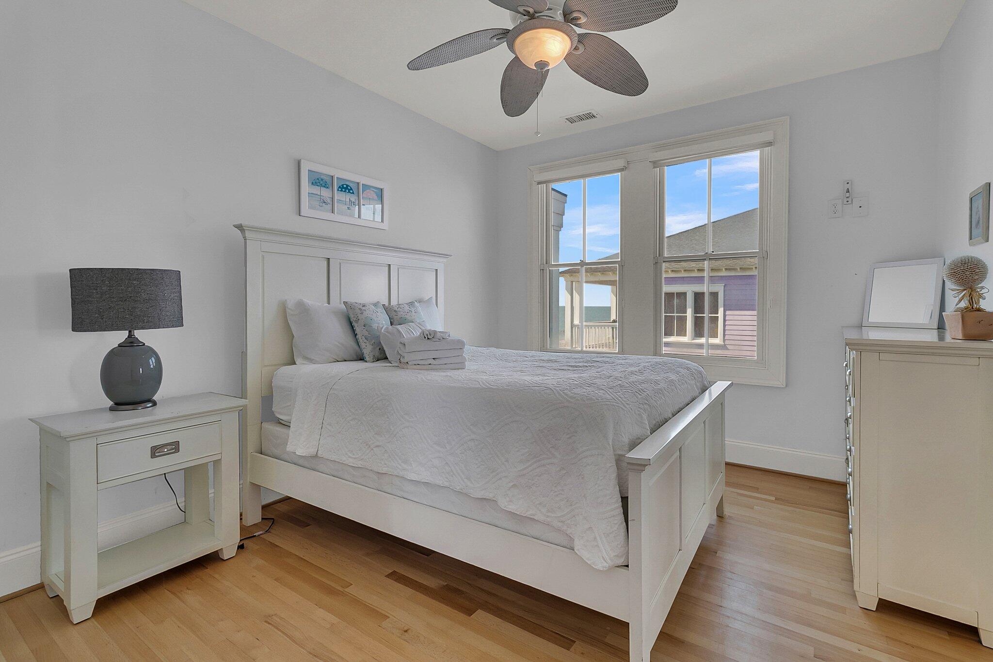 1681 E Ashley Avenue # B Unit: A & B