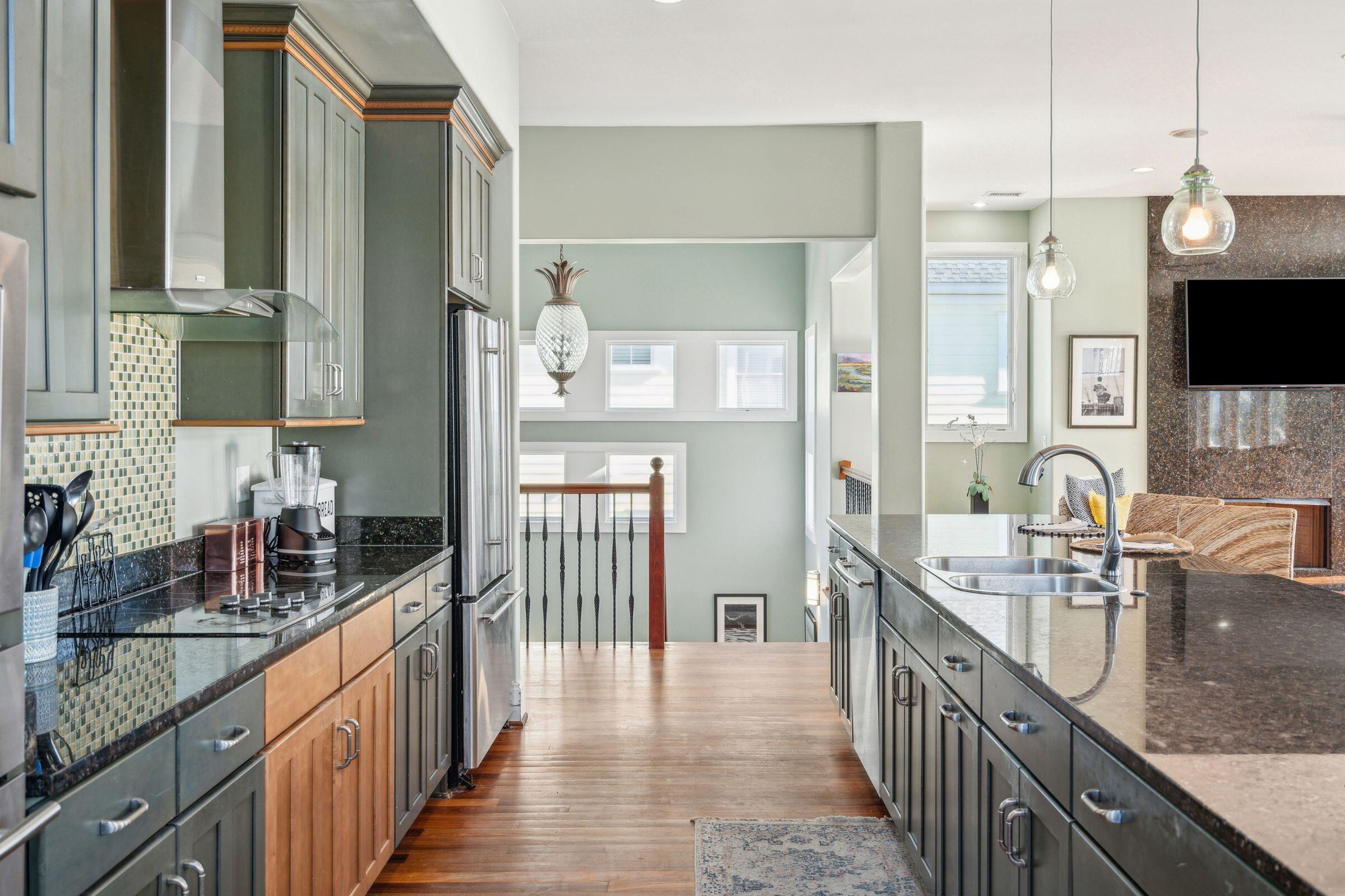 1681 E Ashley Avenue # B Unit: A & B