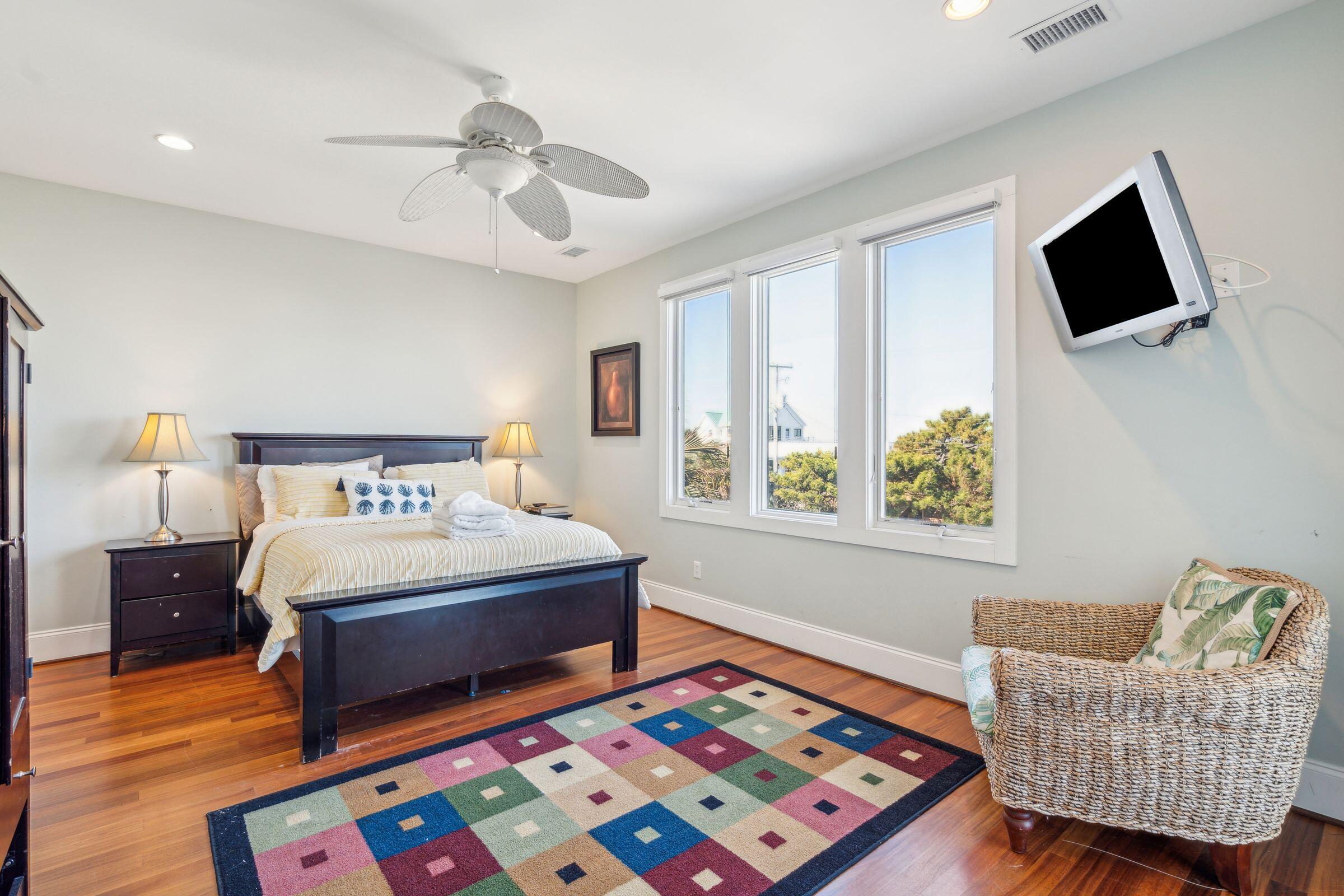 1681 E Ashley Avenue # B Unit: A & B