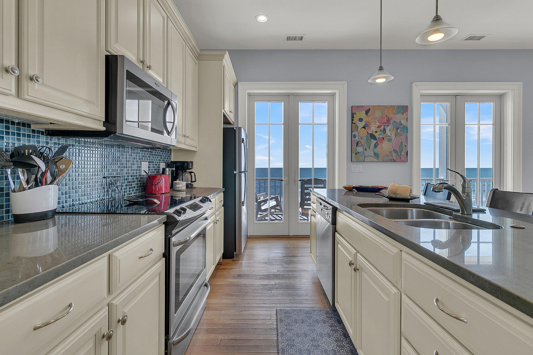 1681 E Ashley Avenue # B Unit: A & B