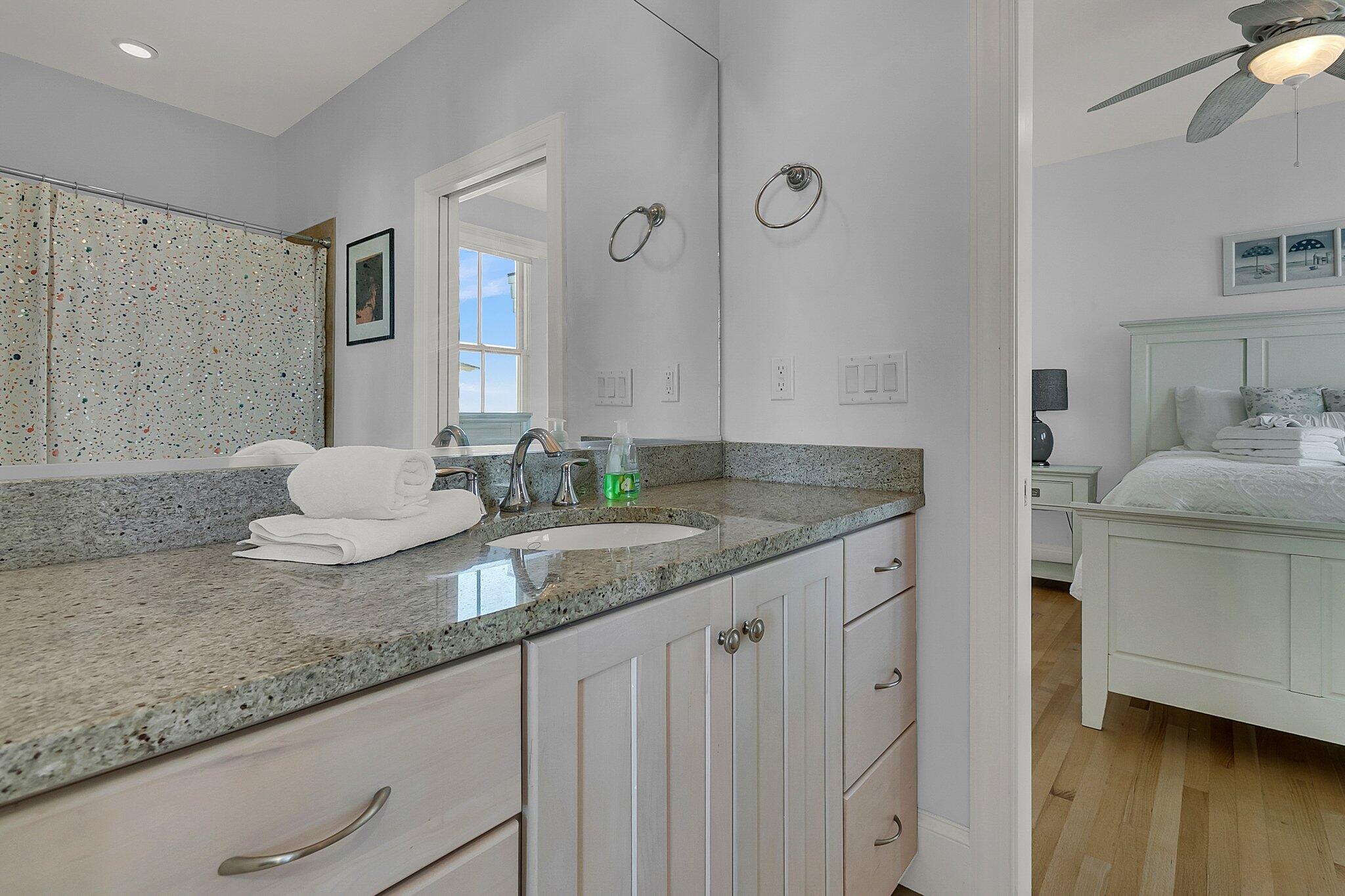 1681 E Ashley Avenue # B Unit: A & B