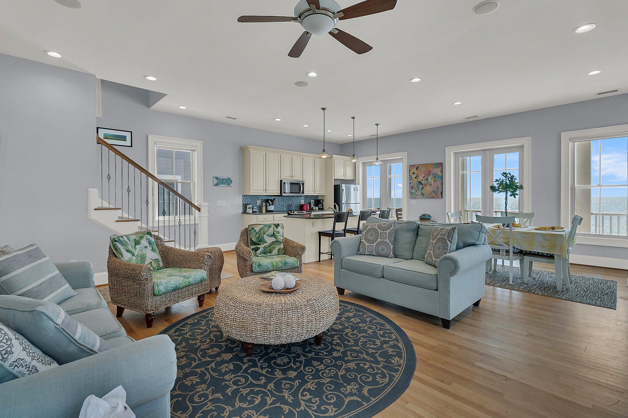 1681 E Ashley Avenue # B Unit: A & B