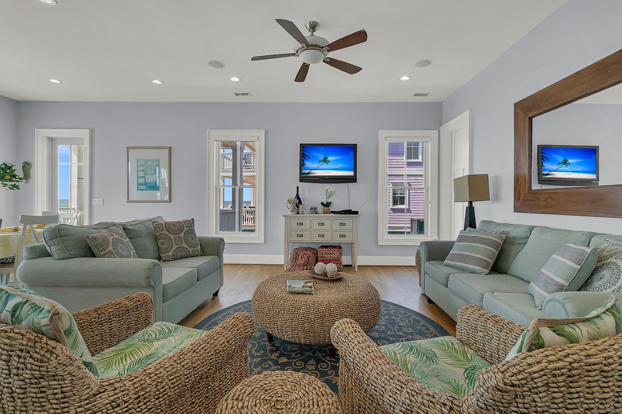 1681 E Ashley Avenue # B Unit: A & B
