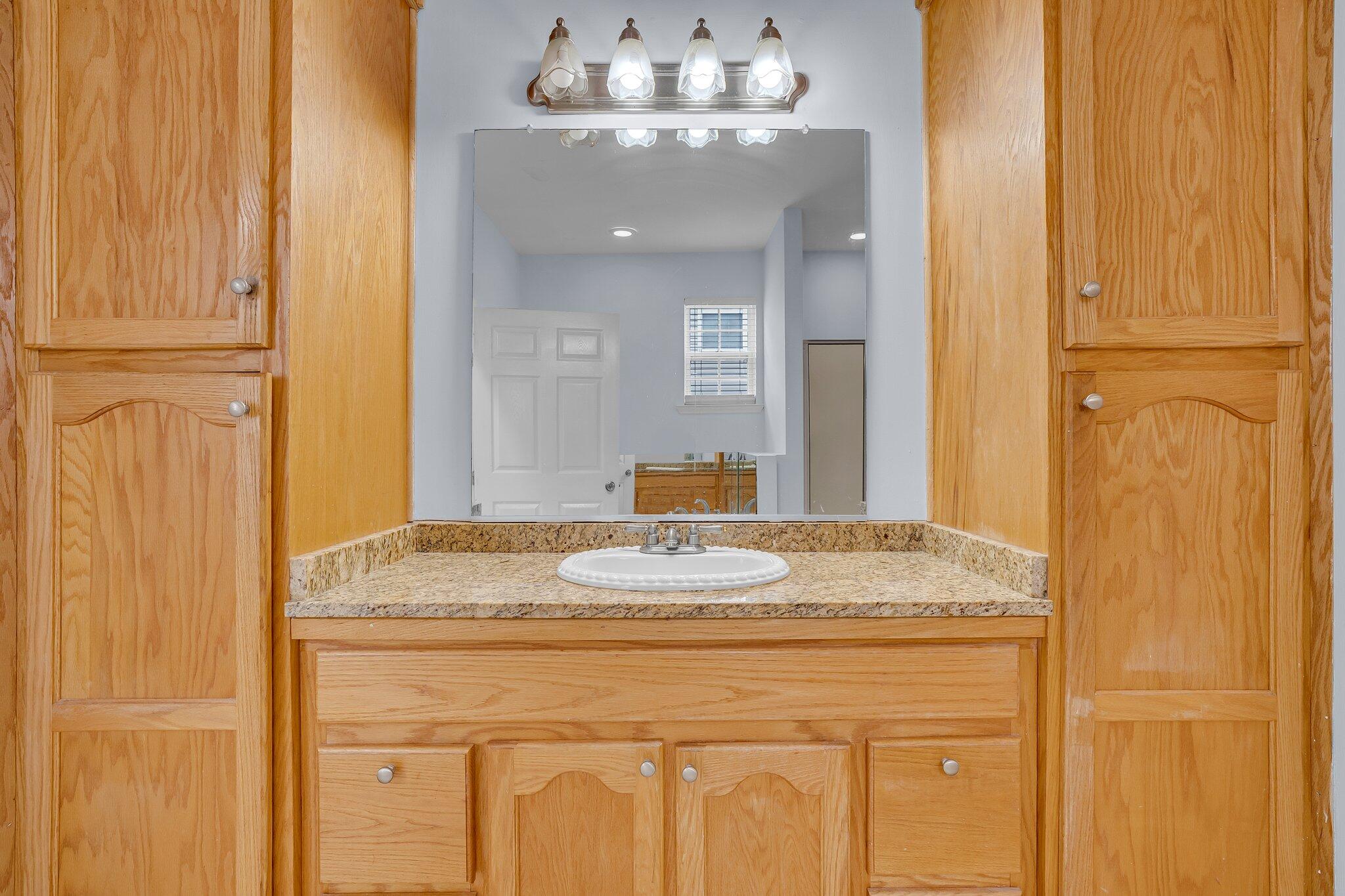1626 Seloris Court