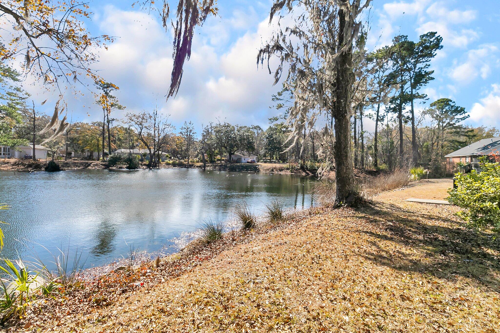 1626 Seloris Court