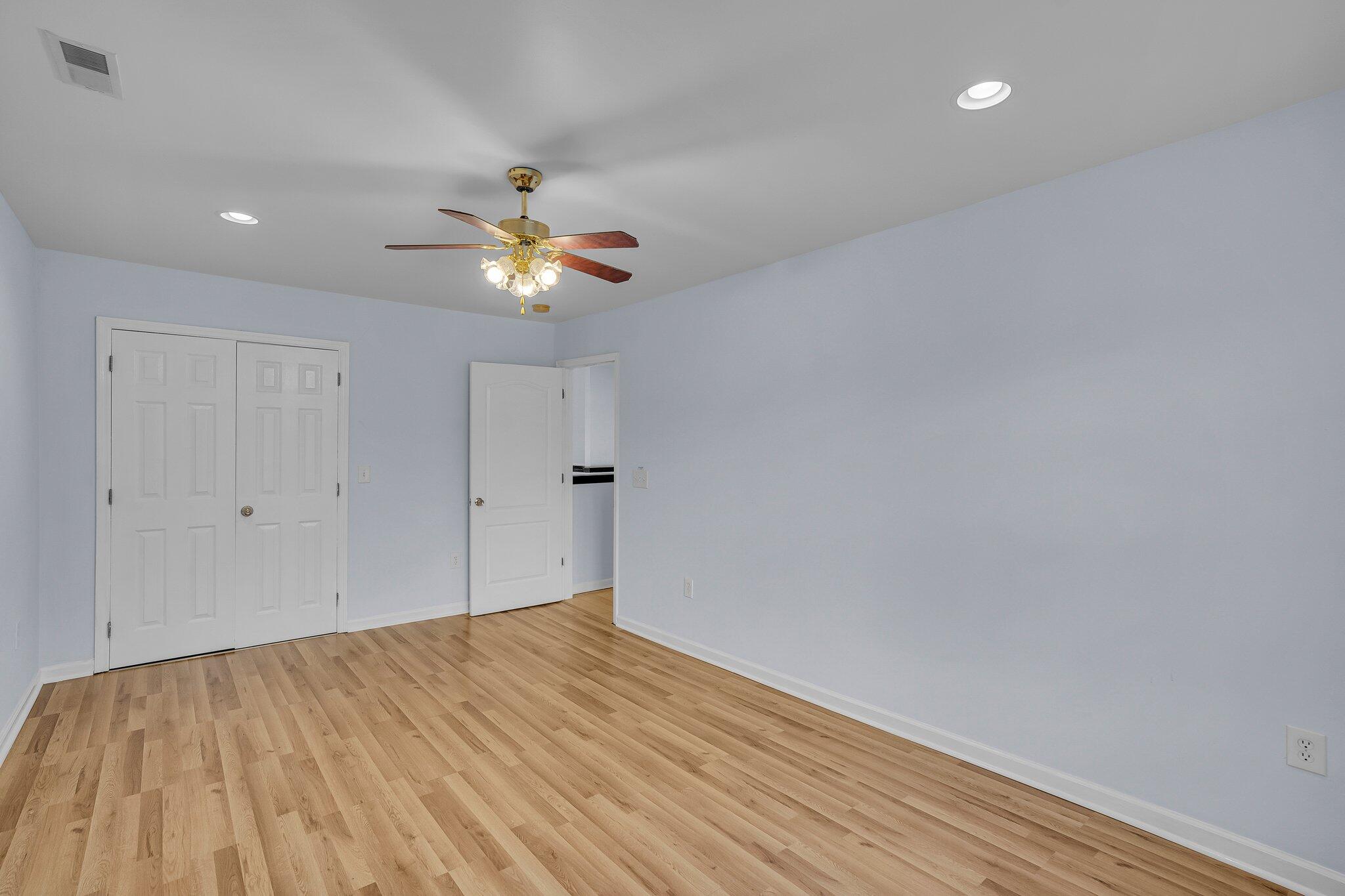 1626 Seloris Court
