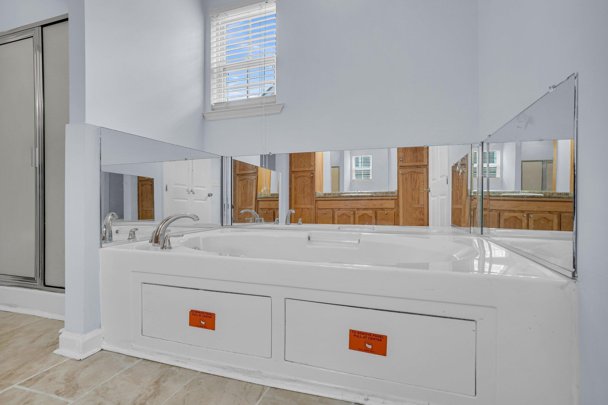 1626 Seloris Court