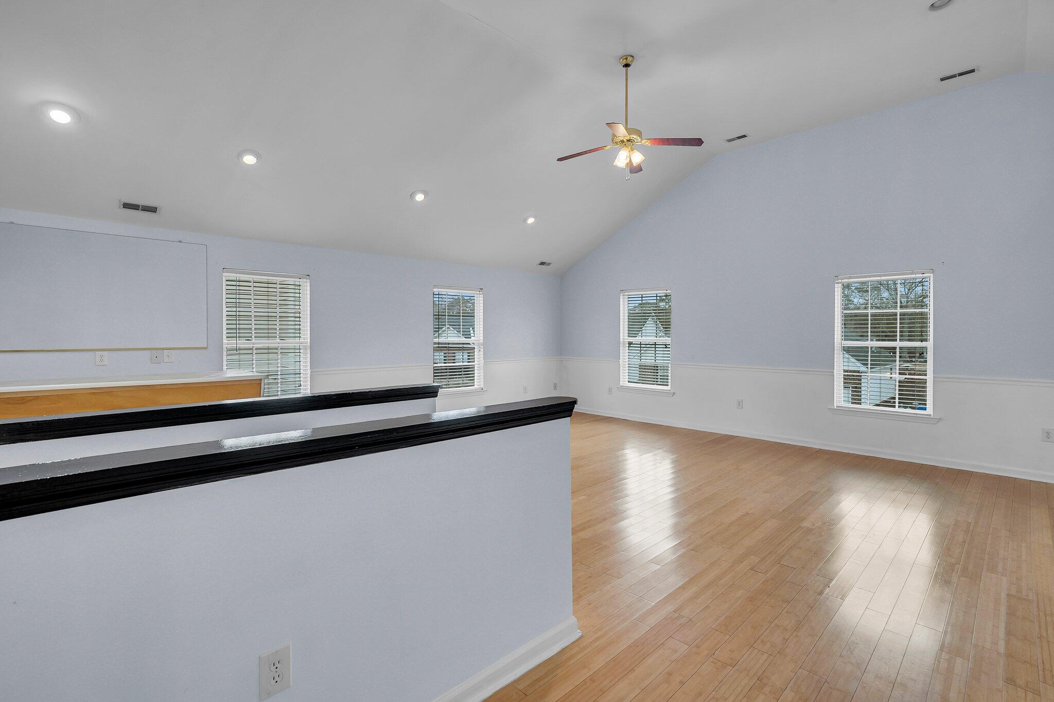1626 Seloris Court