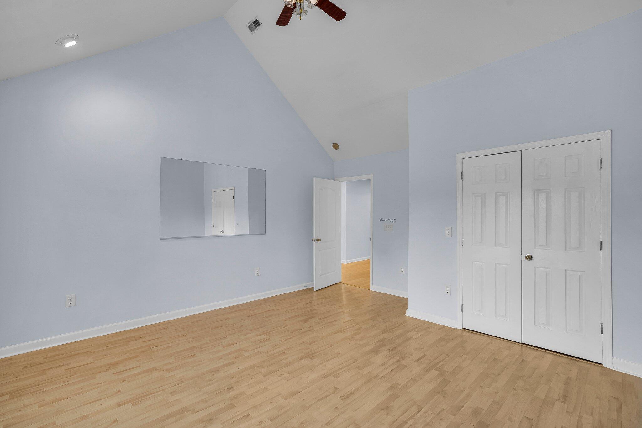 1626 Seloris Court