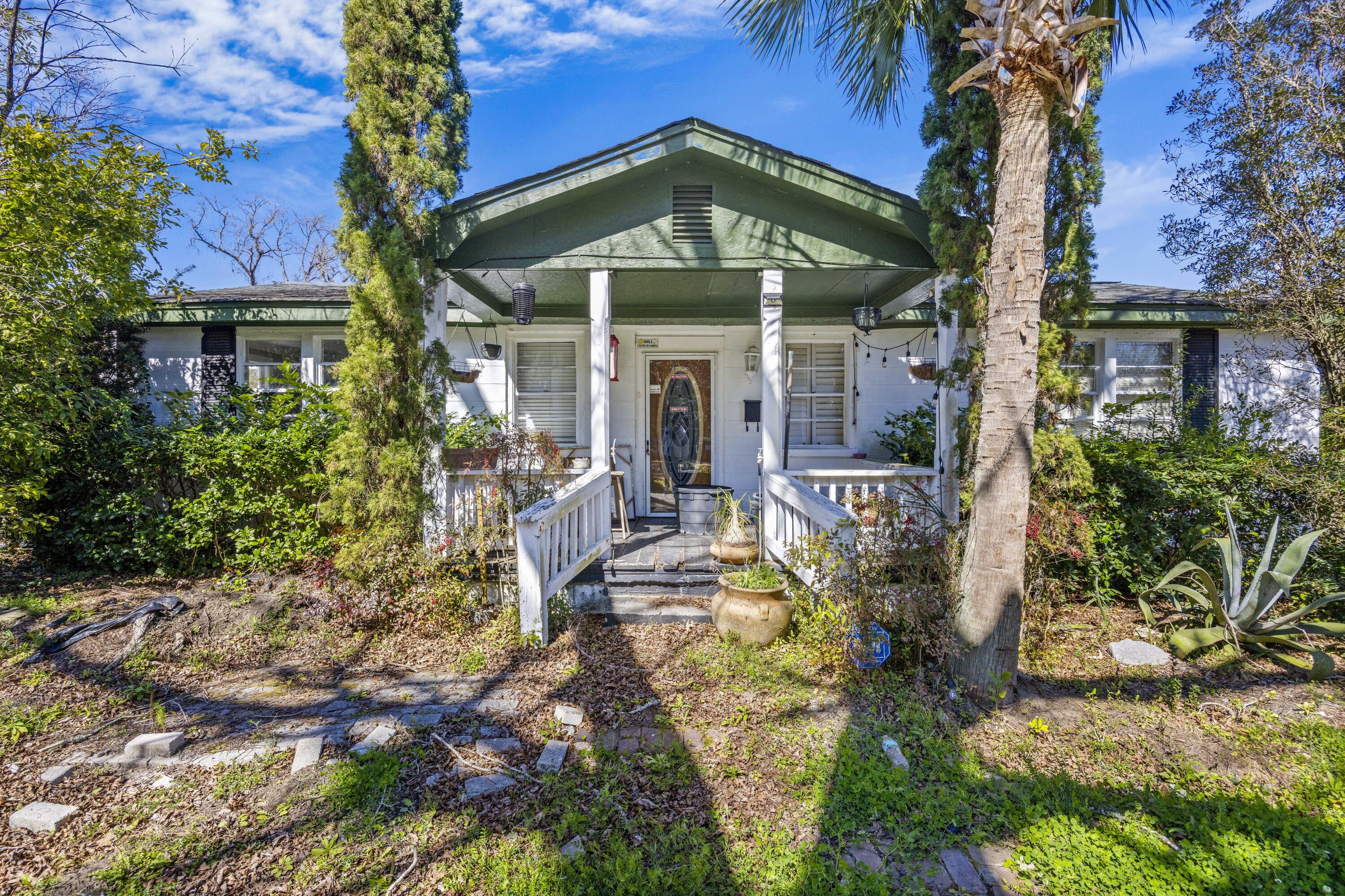 1812 Burgess Street