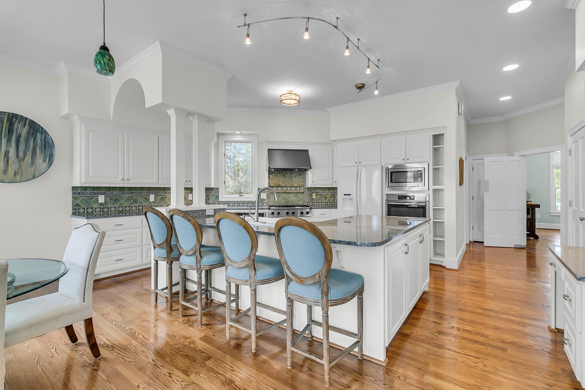 4051 Colonel Vanderhorst Circle