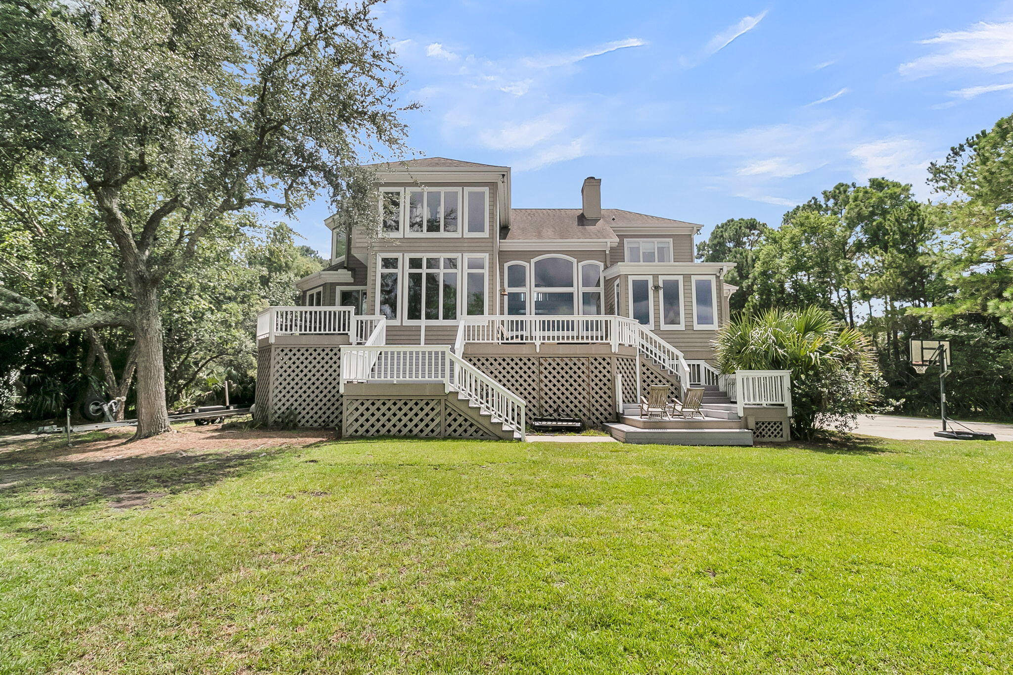 4051 Colonel Vanderhorst Circle