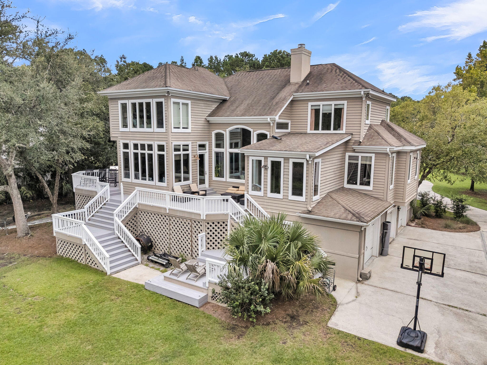 4051 Colonel Vanderhorst Circle