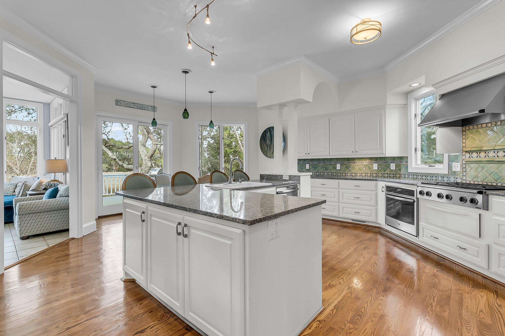4051 Colonel Vanderhorst Circle