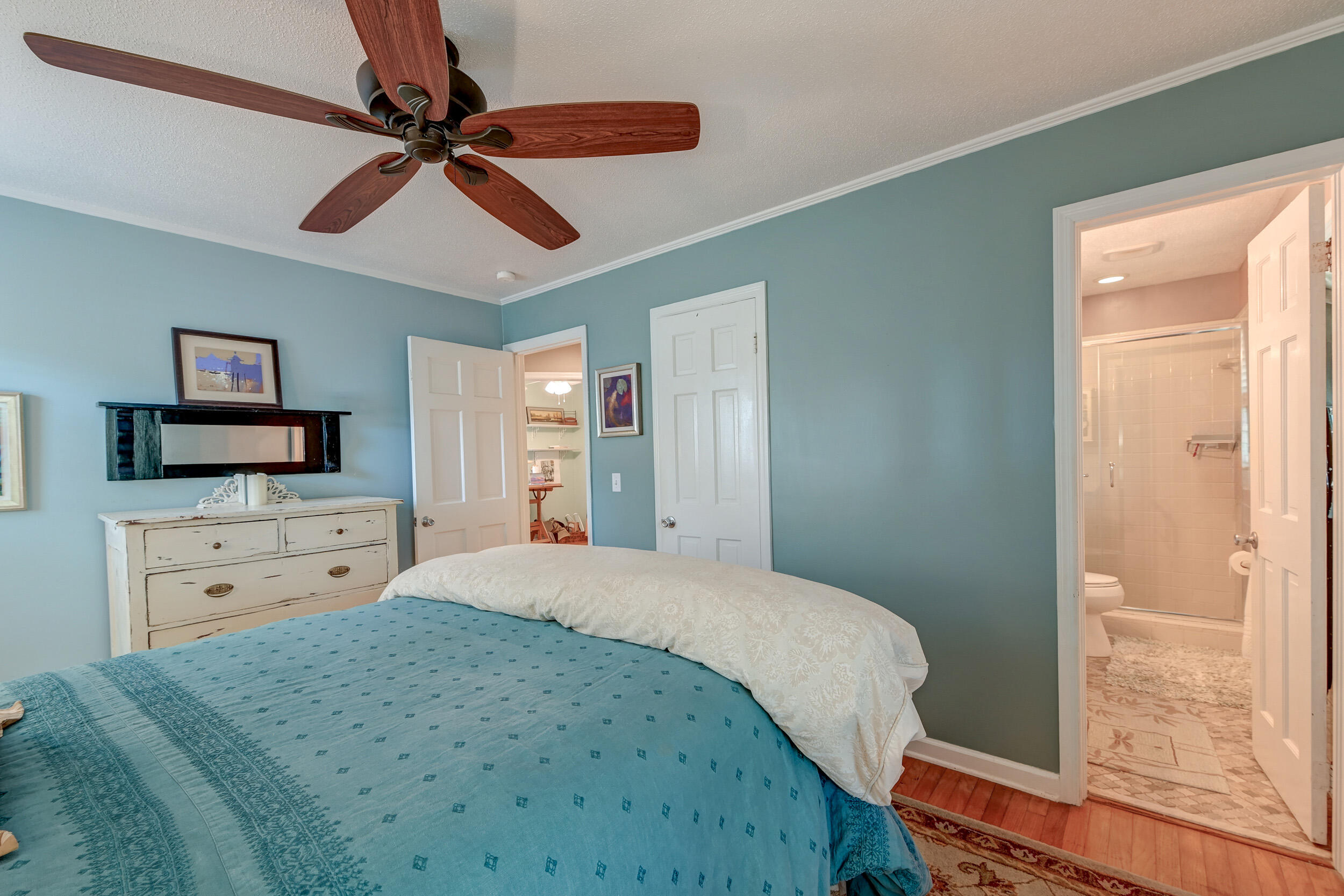 633 Schooner Road