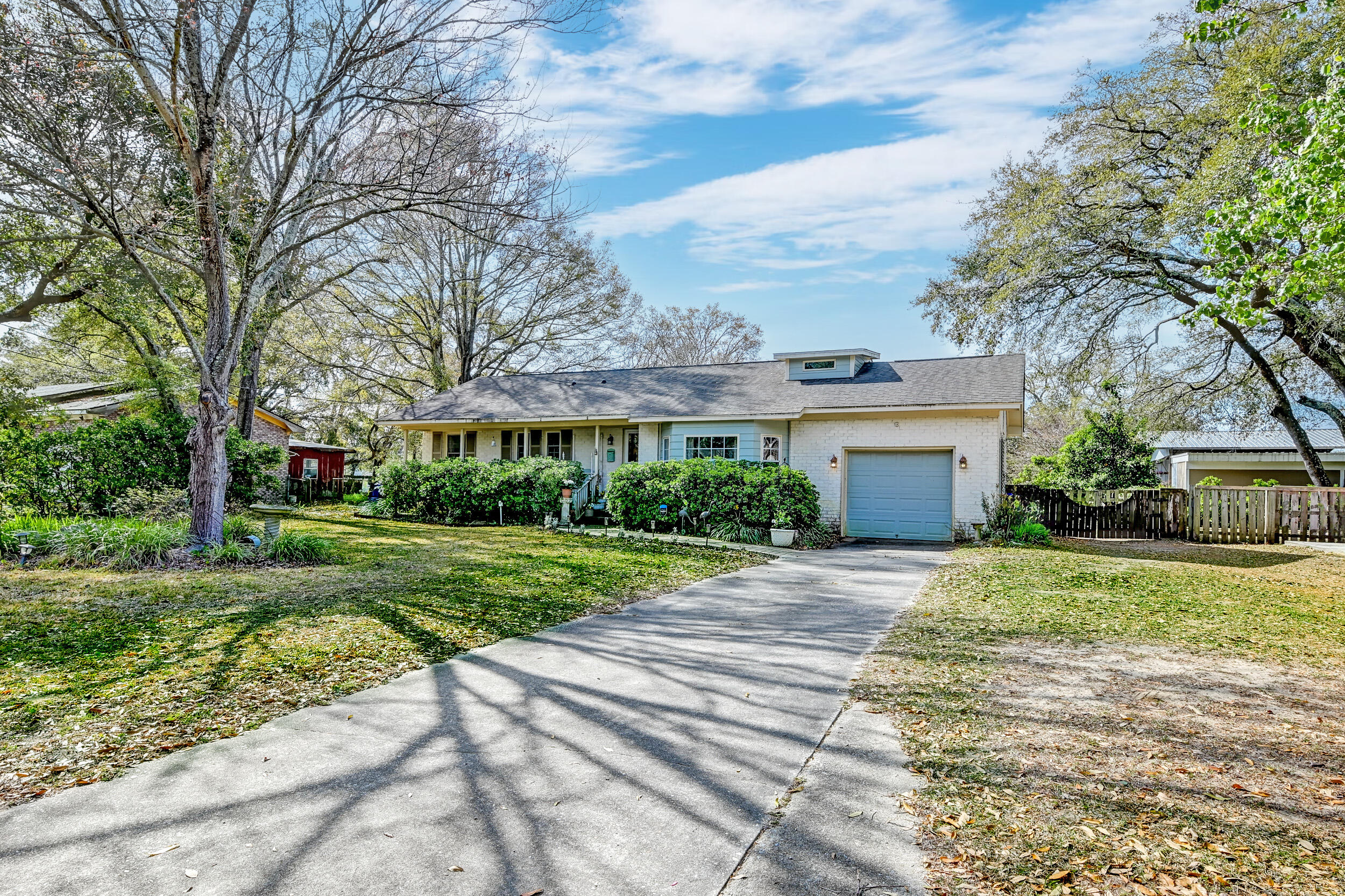 633 Schooner Road