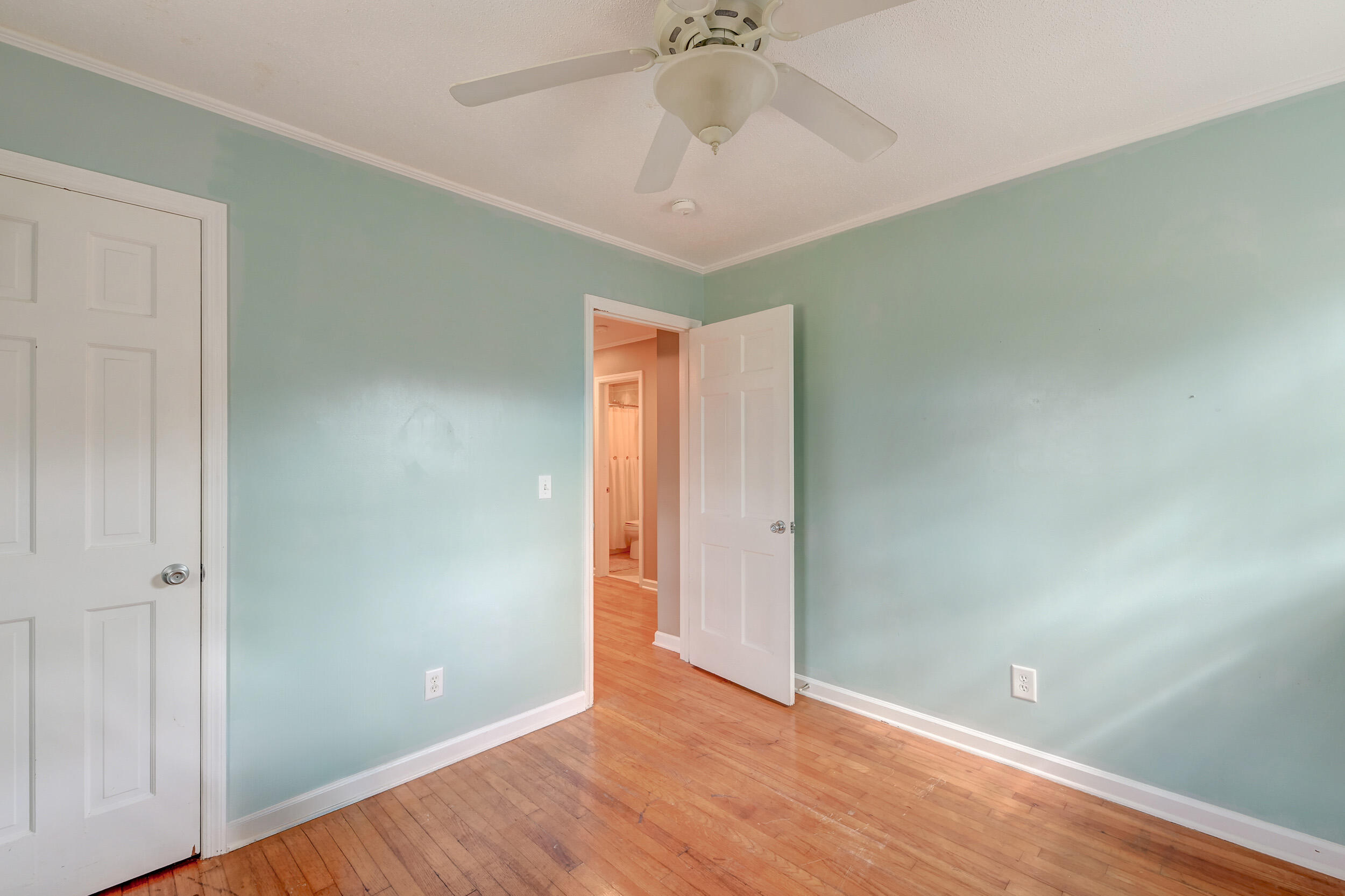 633 Schooner Road