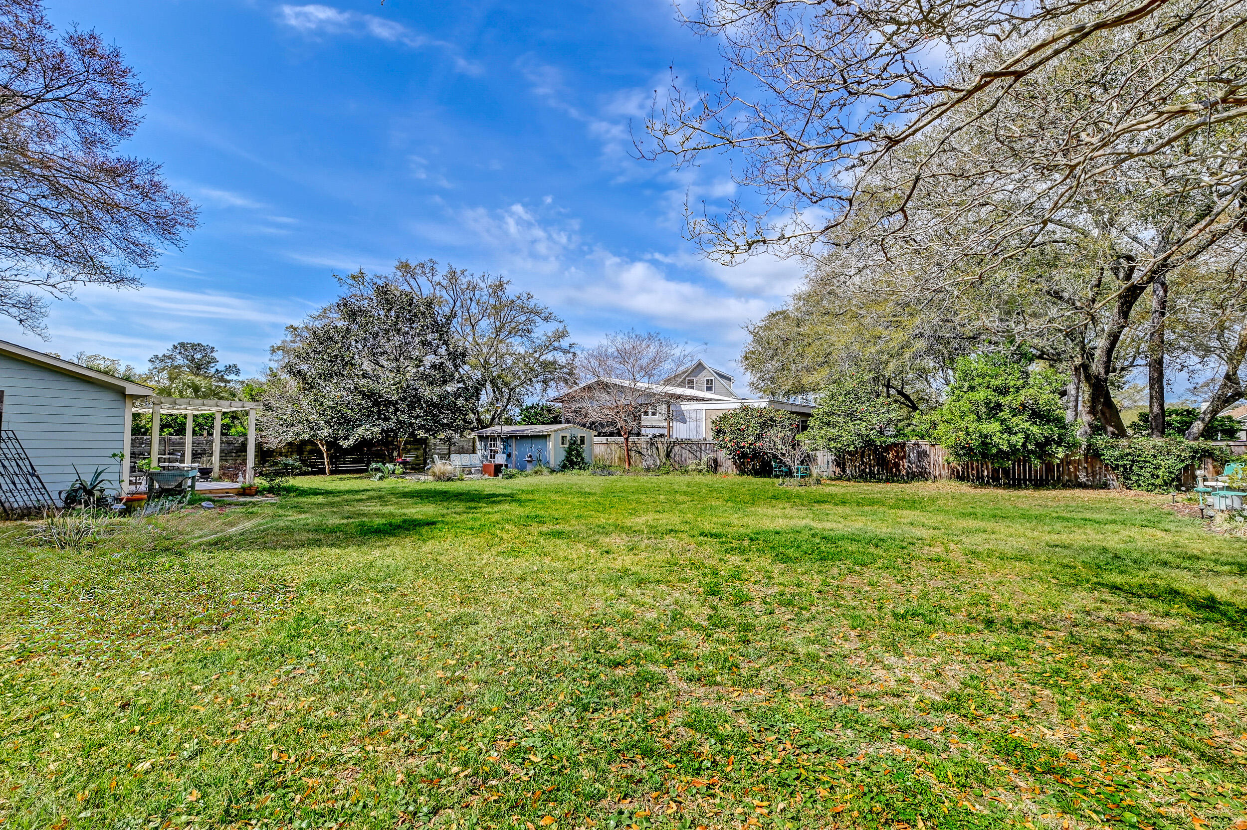 633 Schooner Road