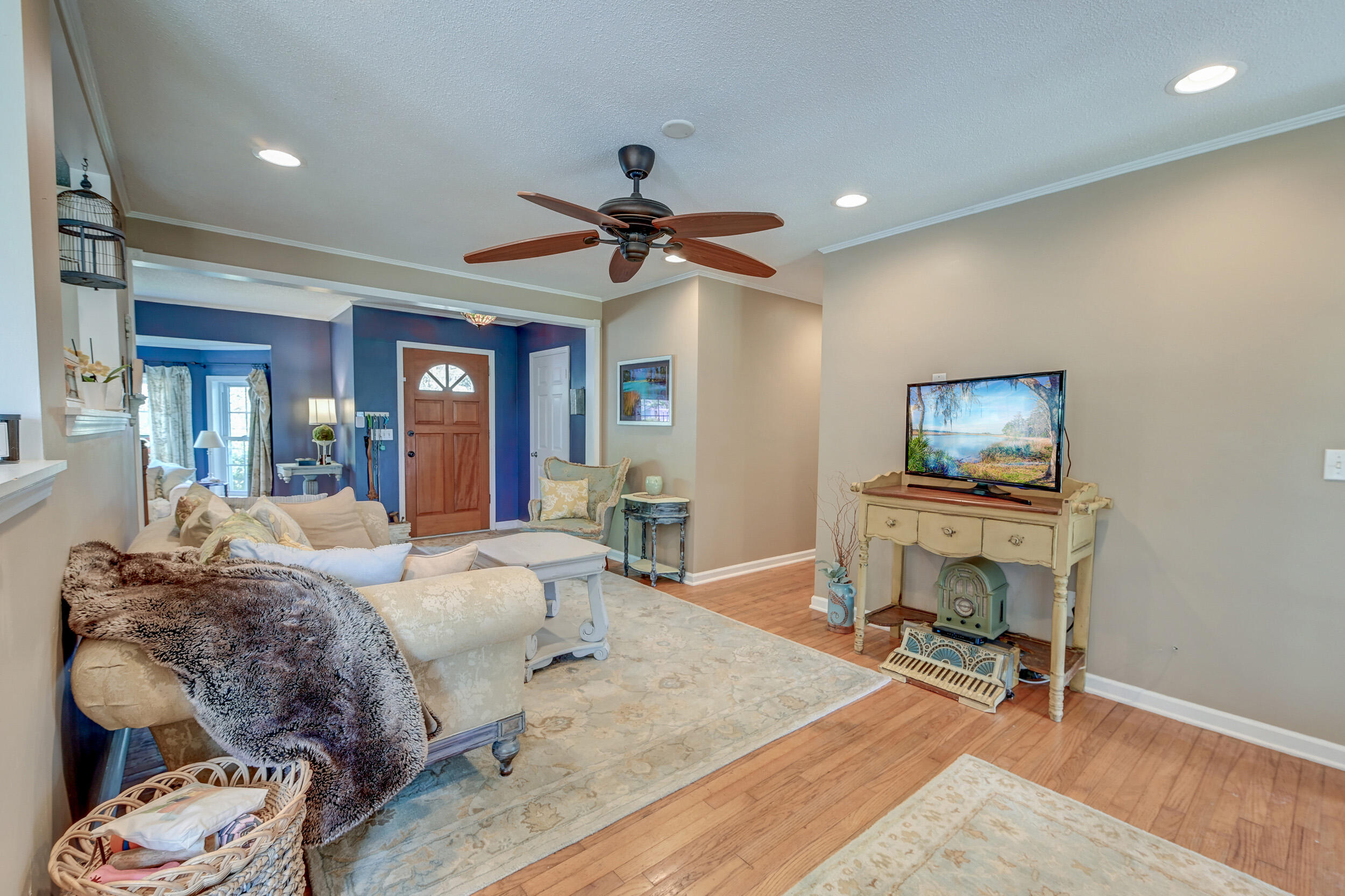 633 Schooner Road