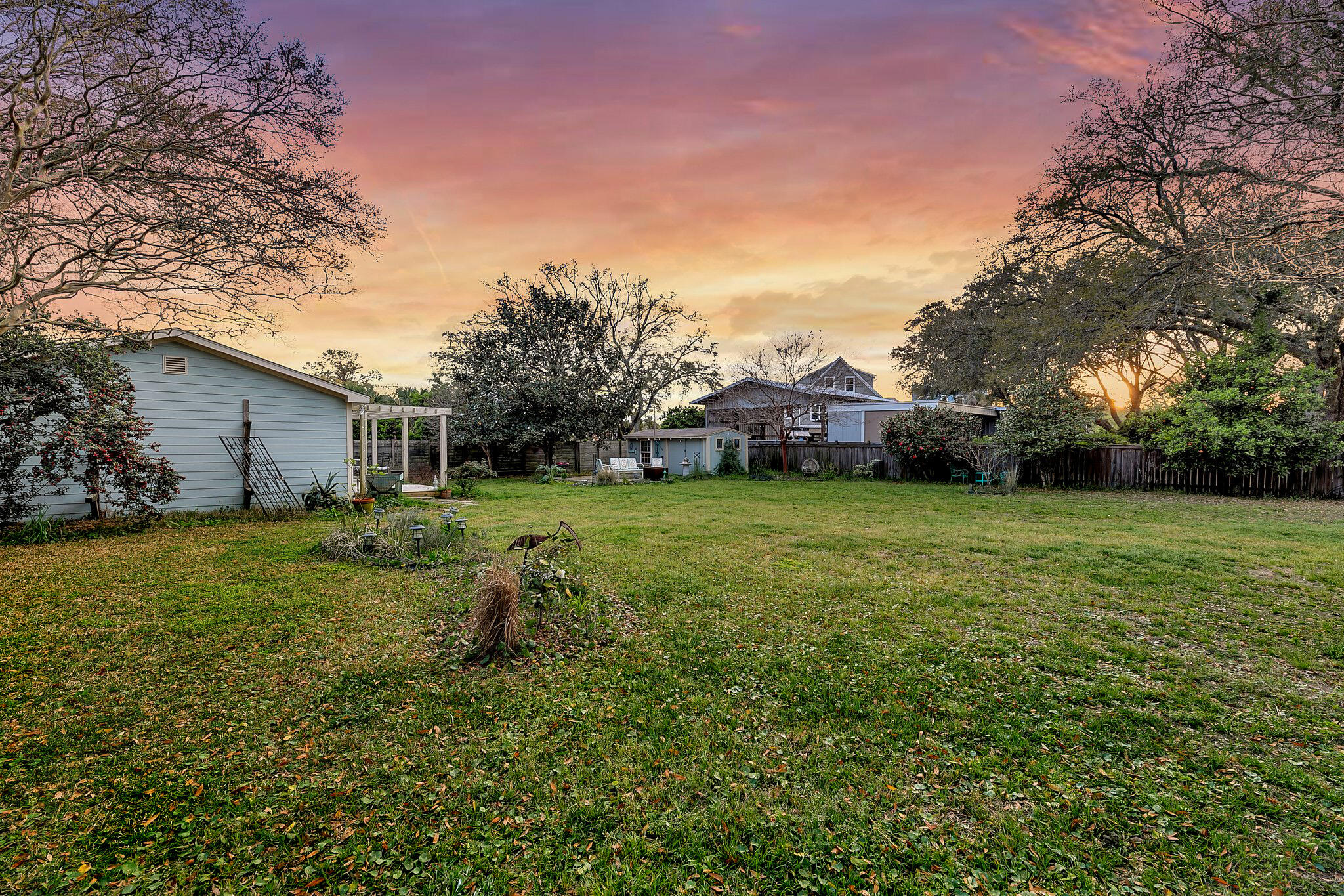 633 Schooner Road