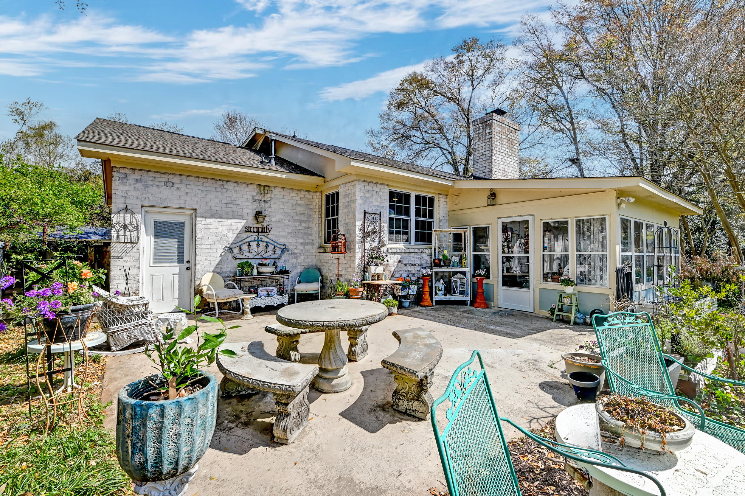 633 Schooner Road