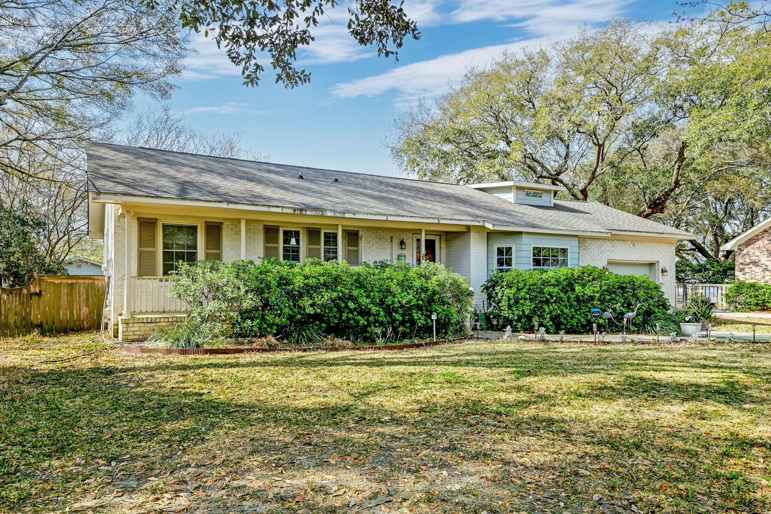 633 Schooner Road
