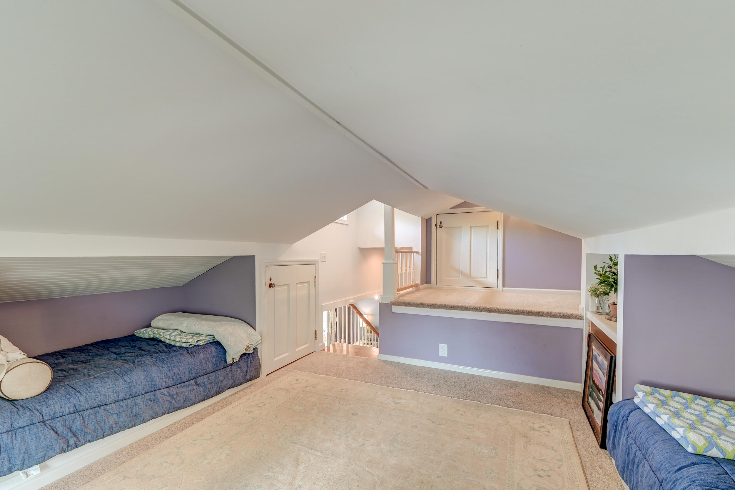 633 Schooner Road