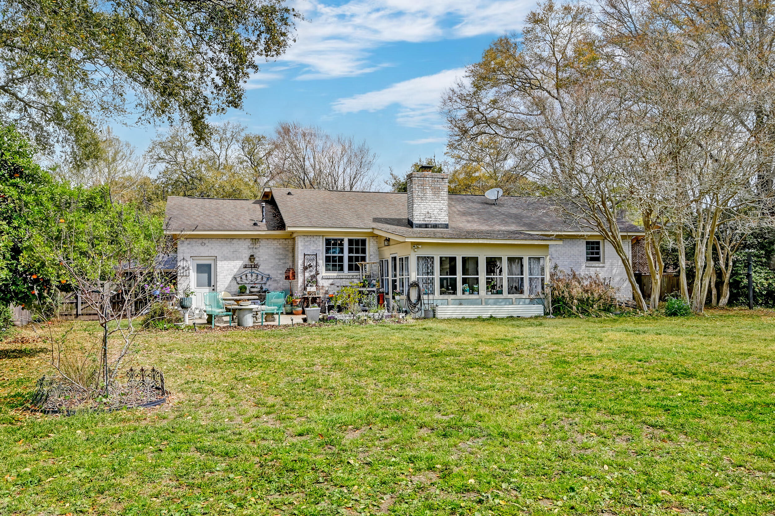 633 Schooner Road