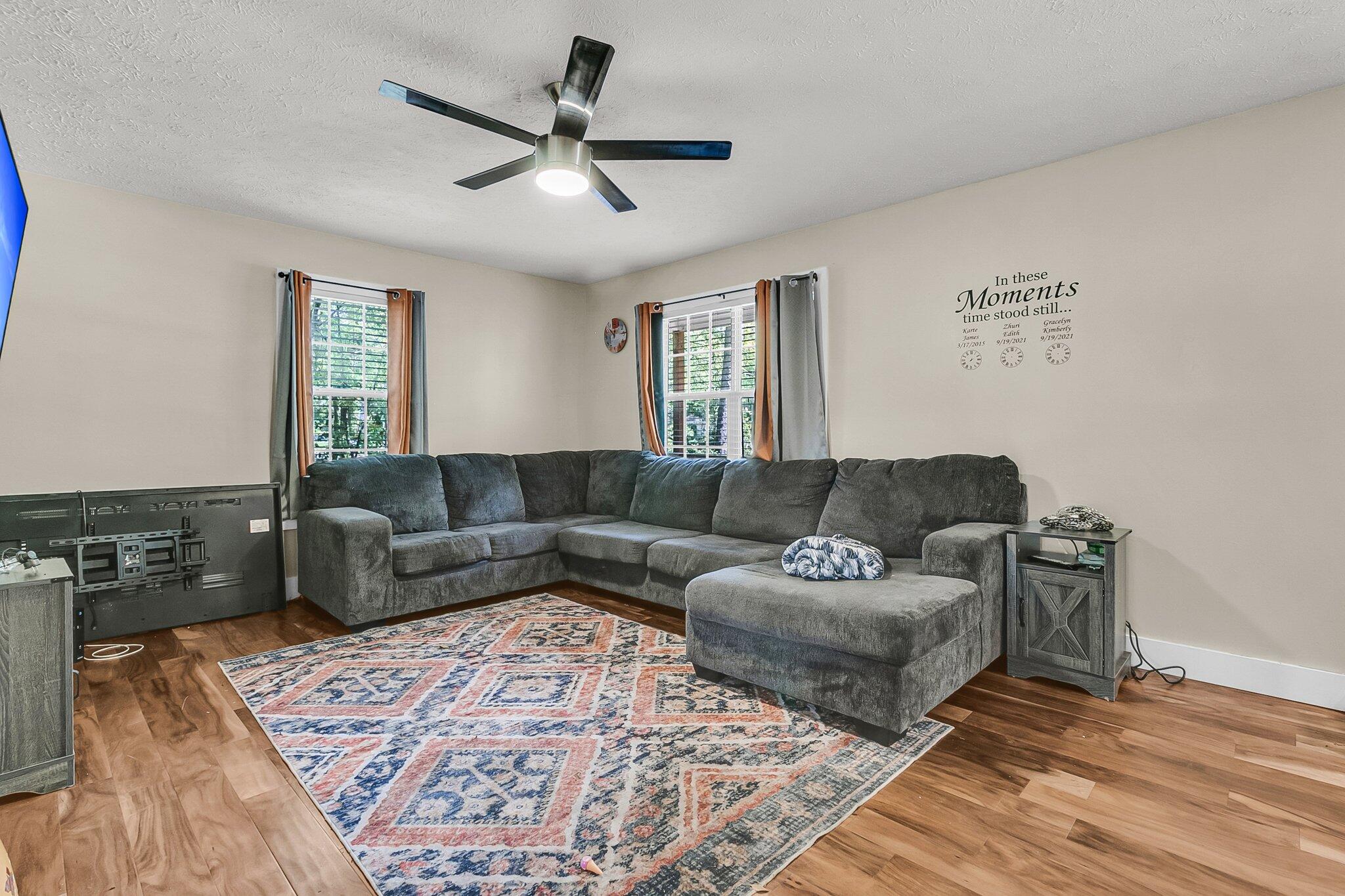 1628 Point Park Drive