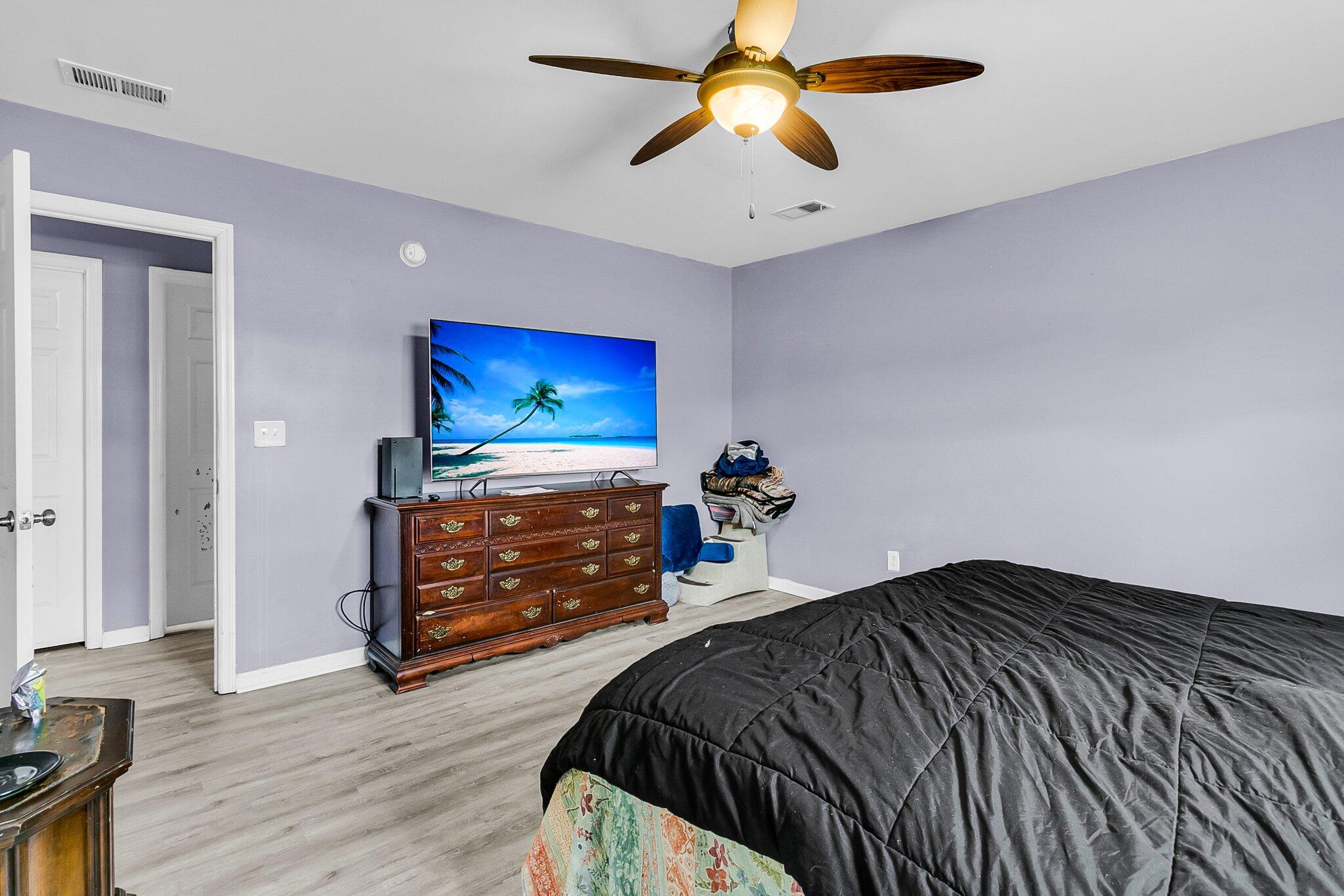 1516 Mandarin Court