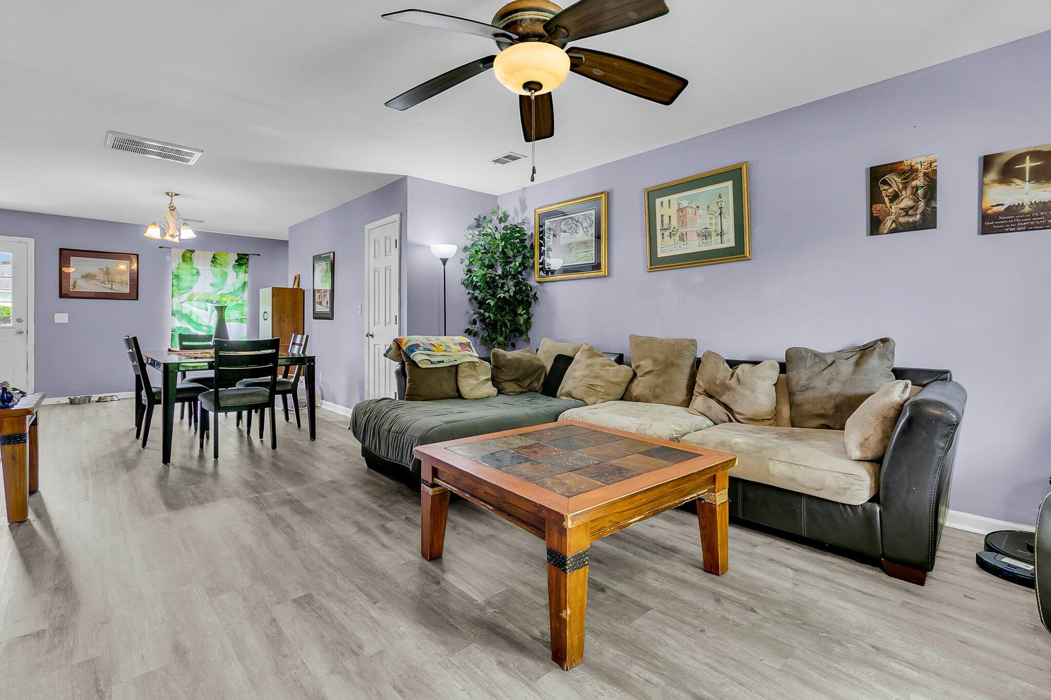 1516 Mandarin Court
