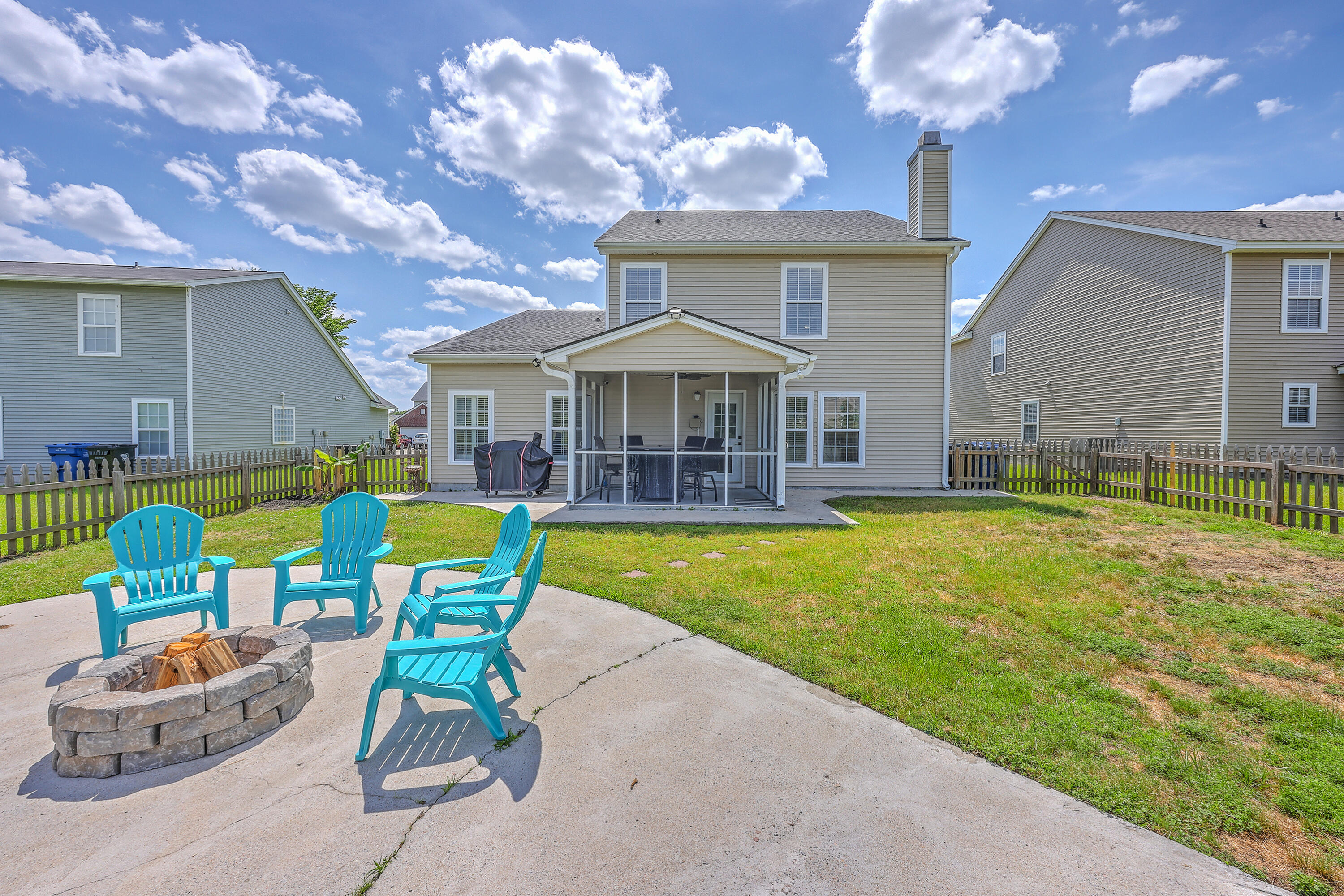 5032 Ballantine Drive