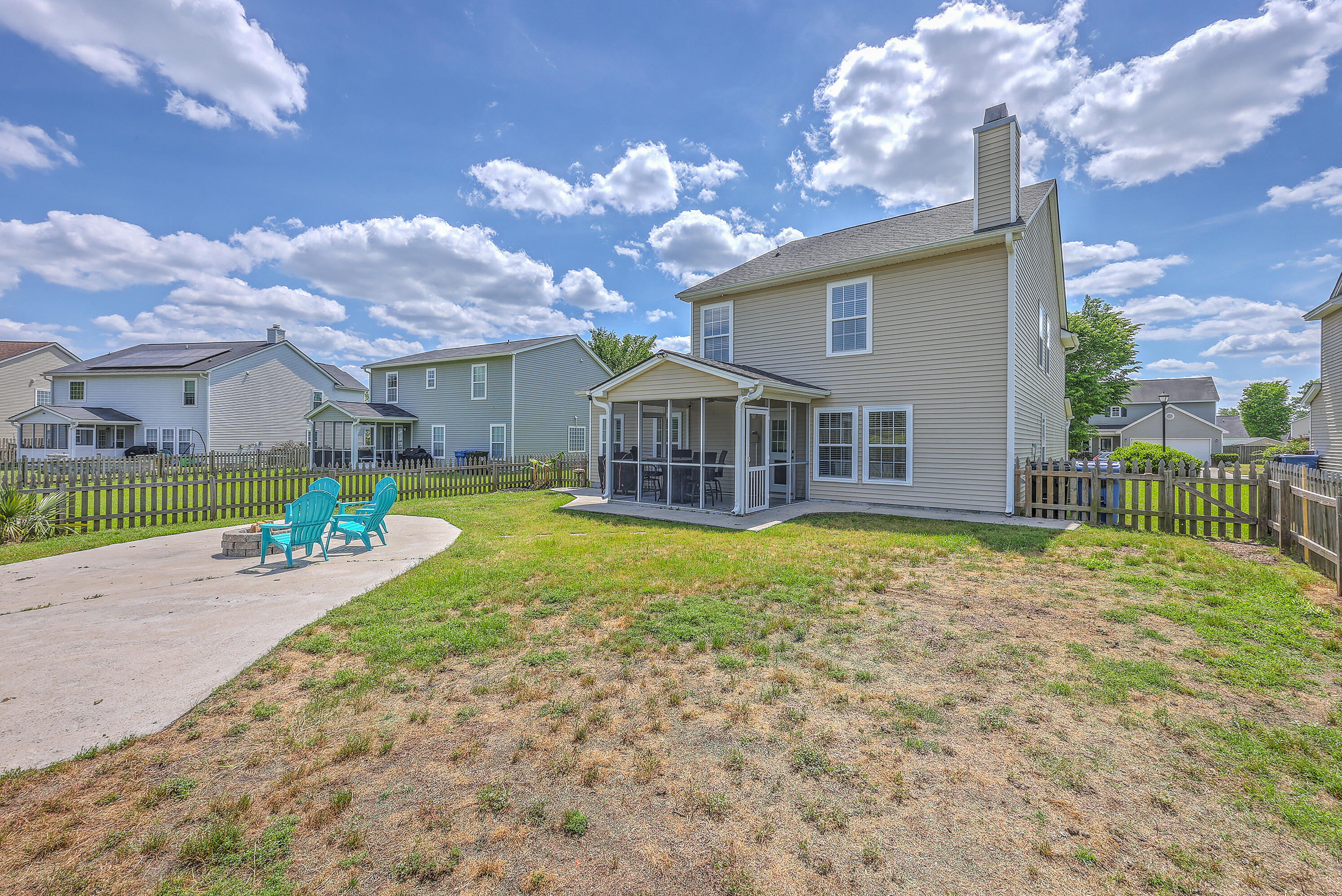 5032 Ballantine Drive