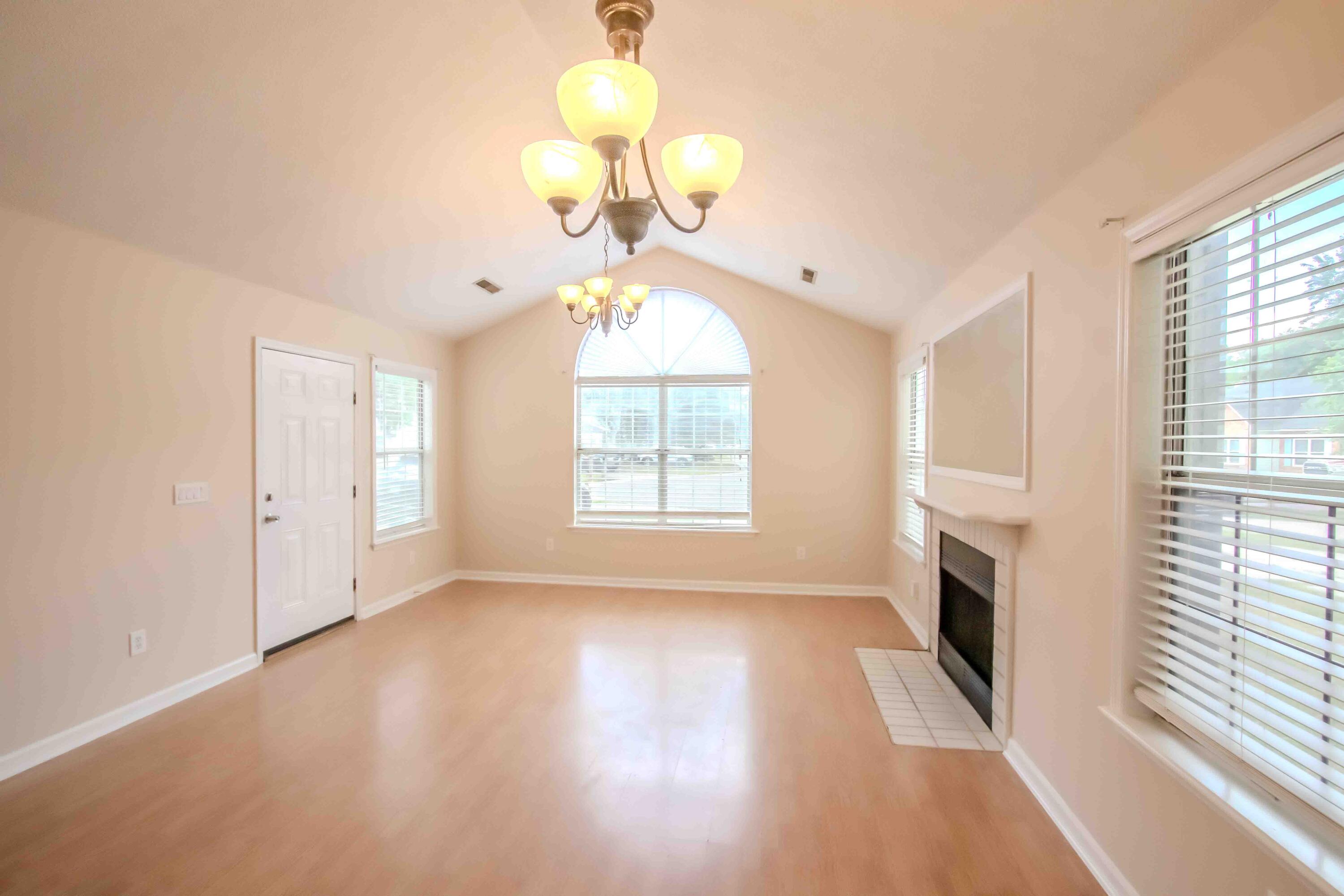 9630 N Cardinal Drive