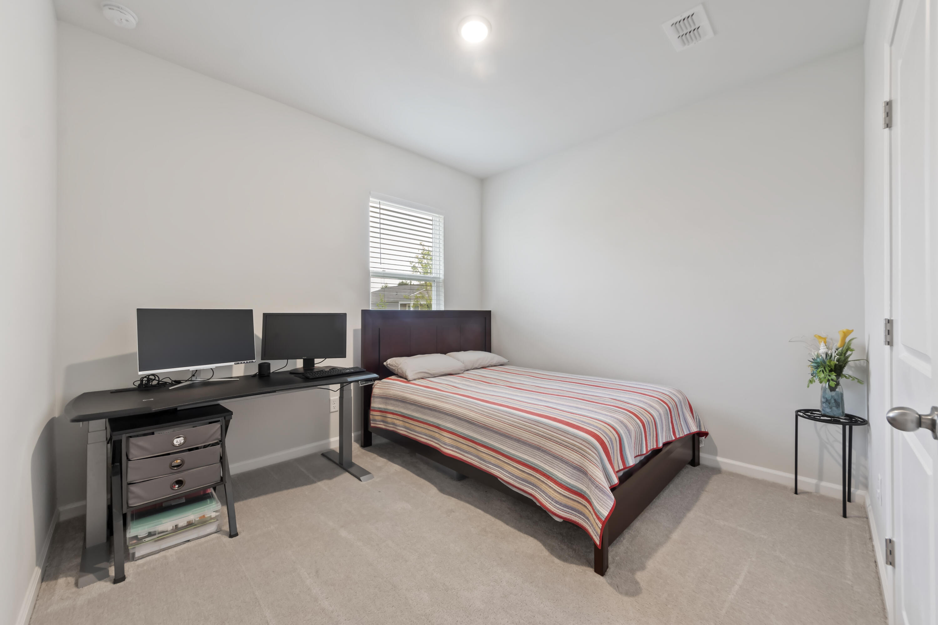 286 W Bradford Pointe Drive