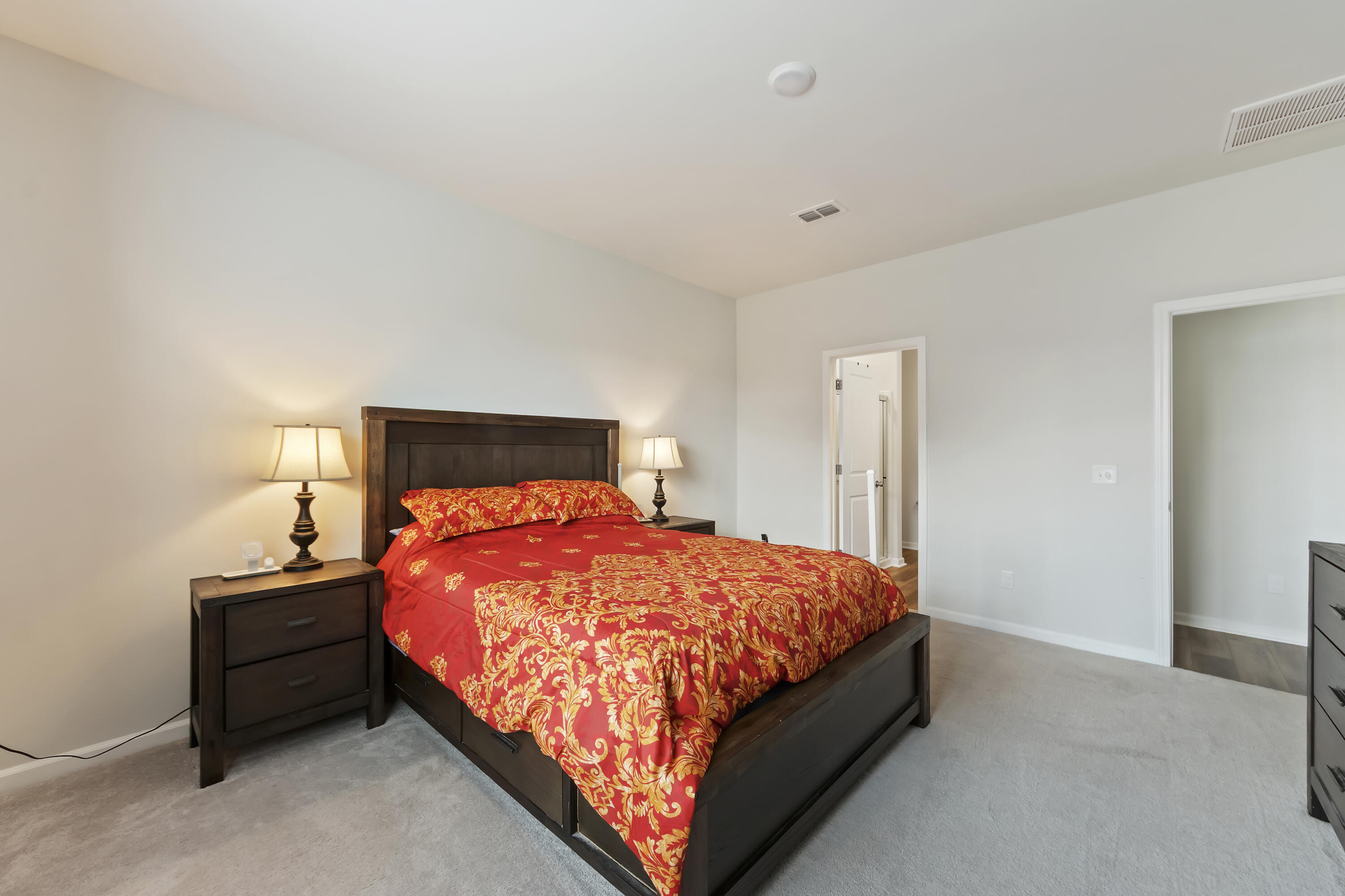 286 W Bradford Pointe Drive