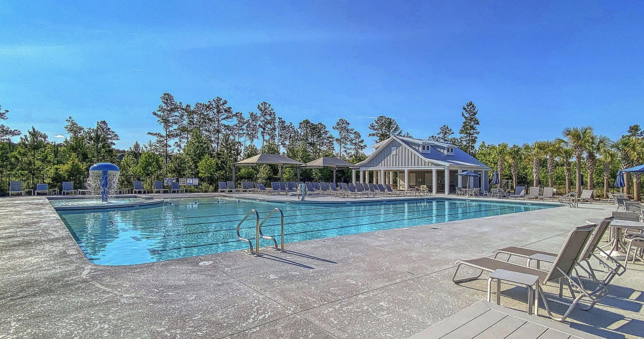 286 W Bradford Pointe Drive