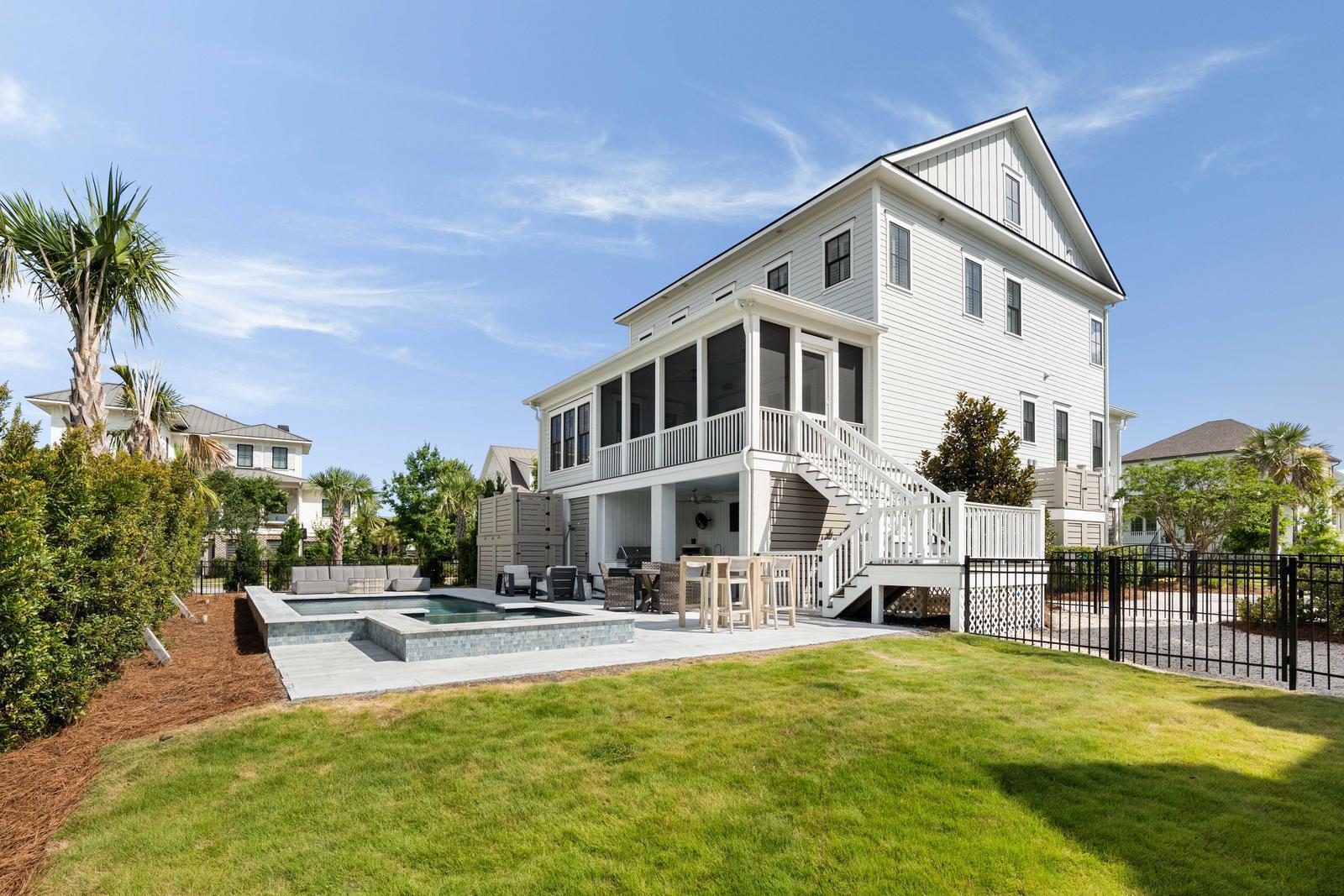 201 Foundry Street