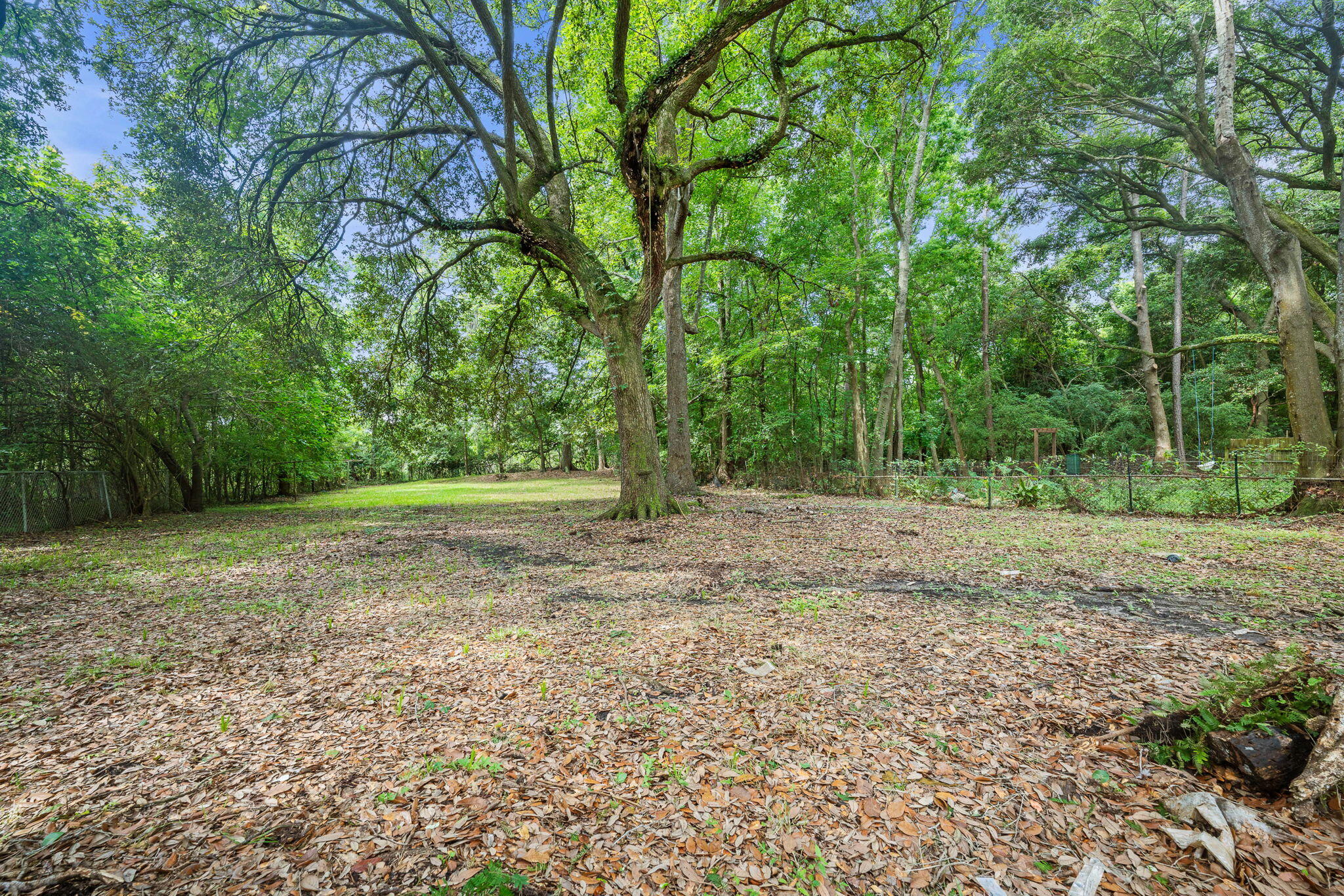 1343 S Lakeland Drive